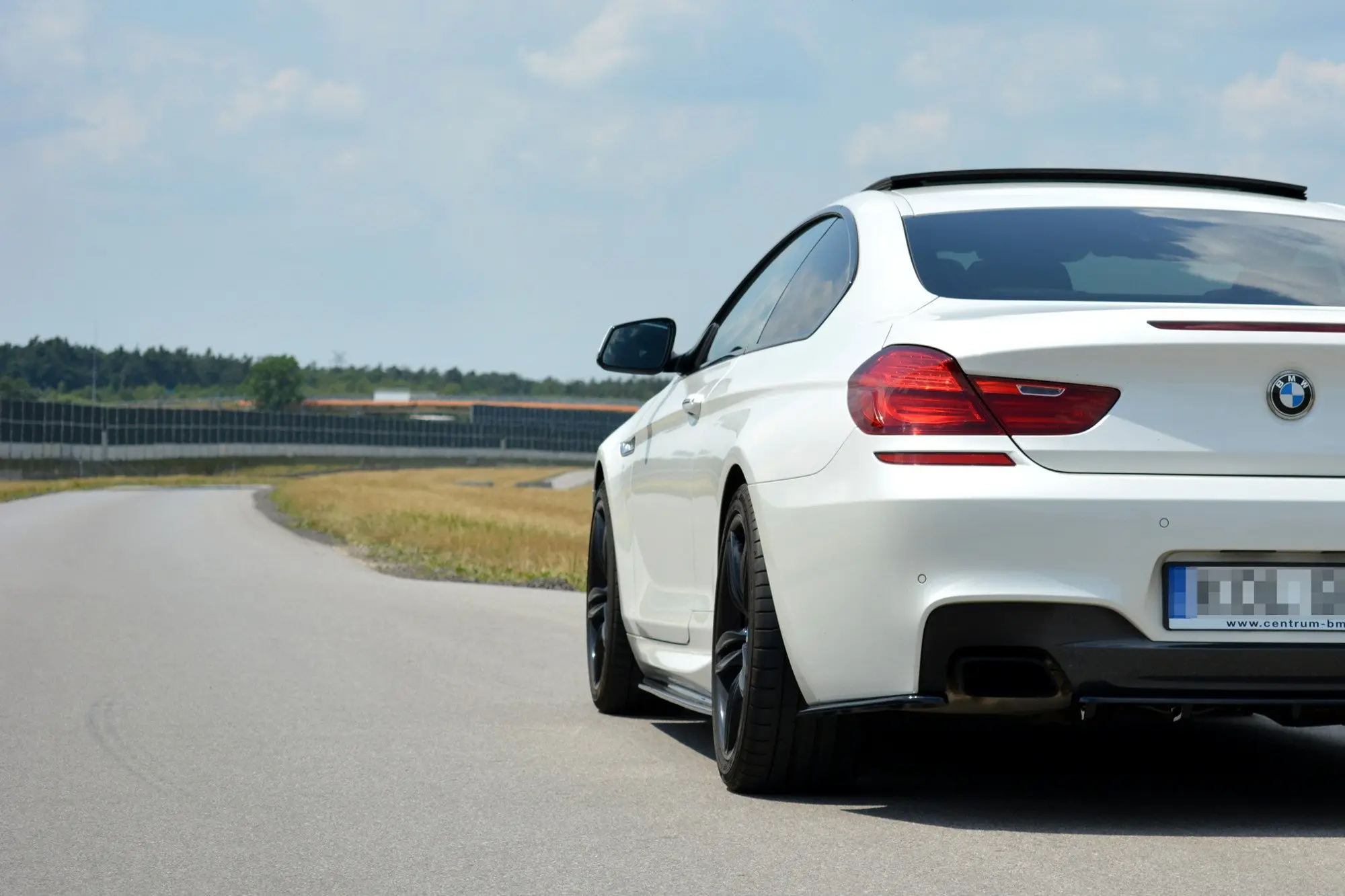 SIDESKJØRT BMW 6 (F13) M-Pack 2011-2018 – bilde 3
