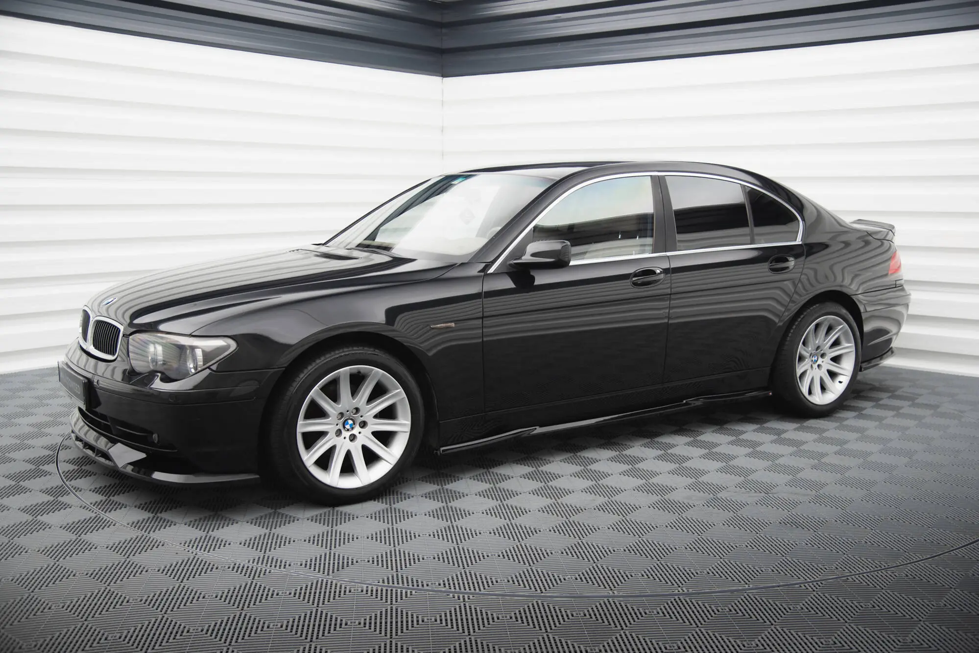 Sideskjørt BMW 7 (E65) 2001 - 2005 | Glossy Black Edition – bilde 4