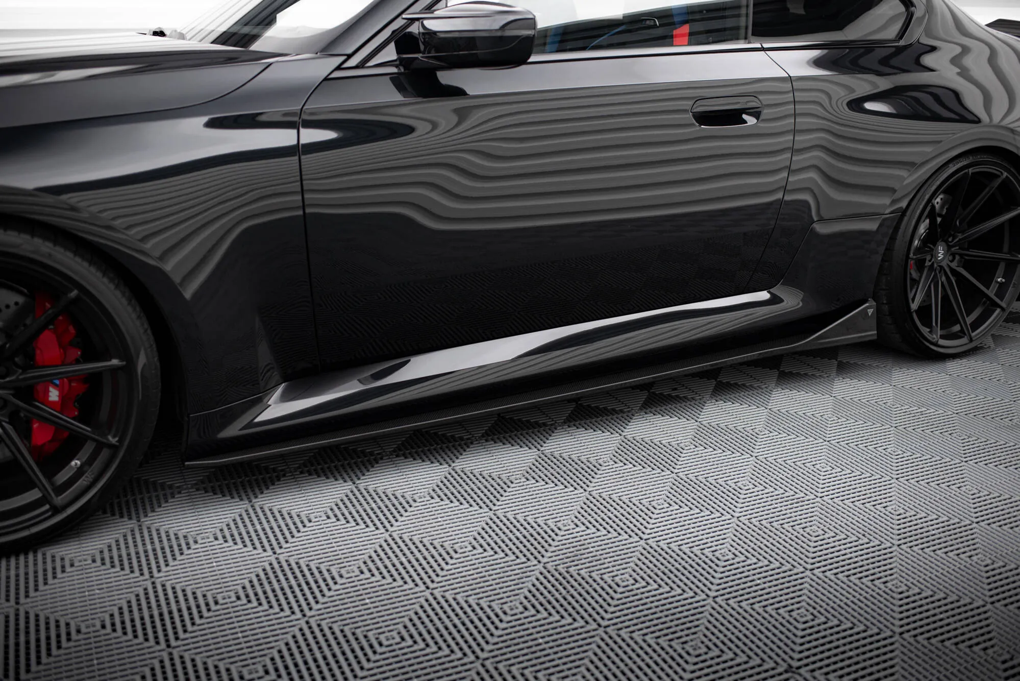 Sideskjørt BMW M2 (G87) 2023-2026 | Carbon Fiber Edition