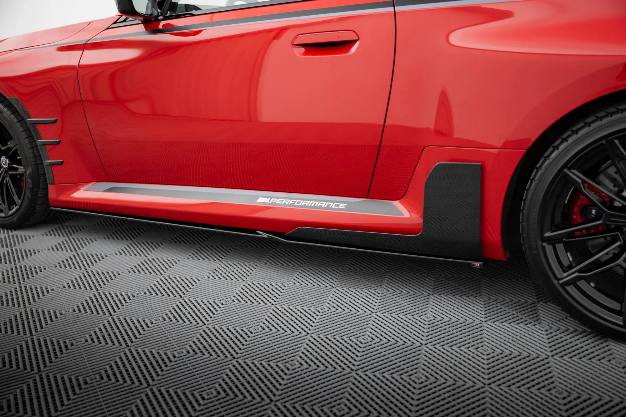 Sideskjørt BMW M2 M-Performance (G87) 2023 -> | Glossy Black Edition – bilde 4