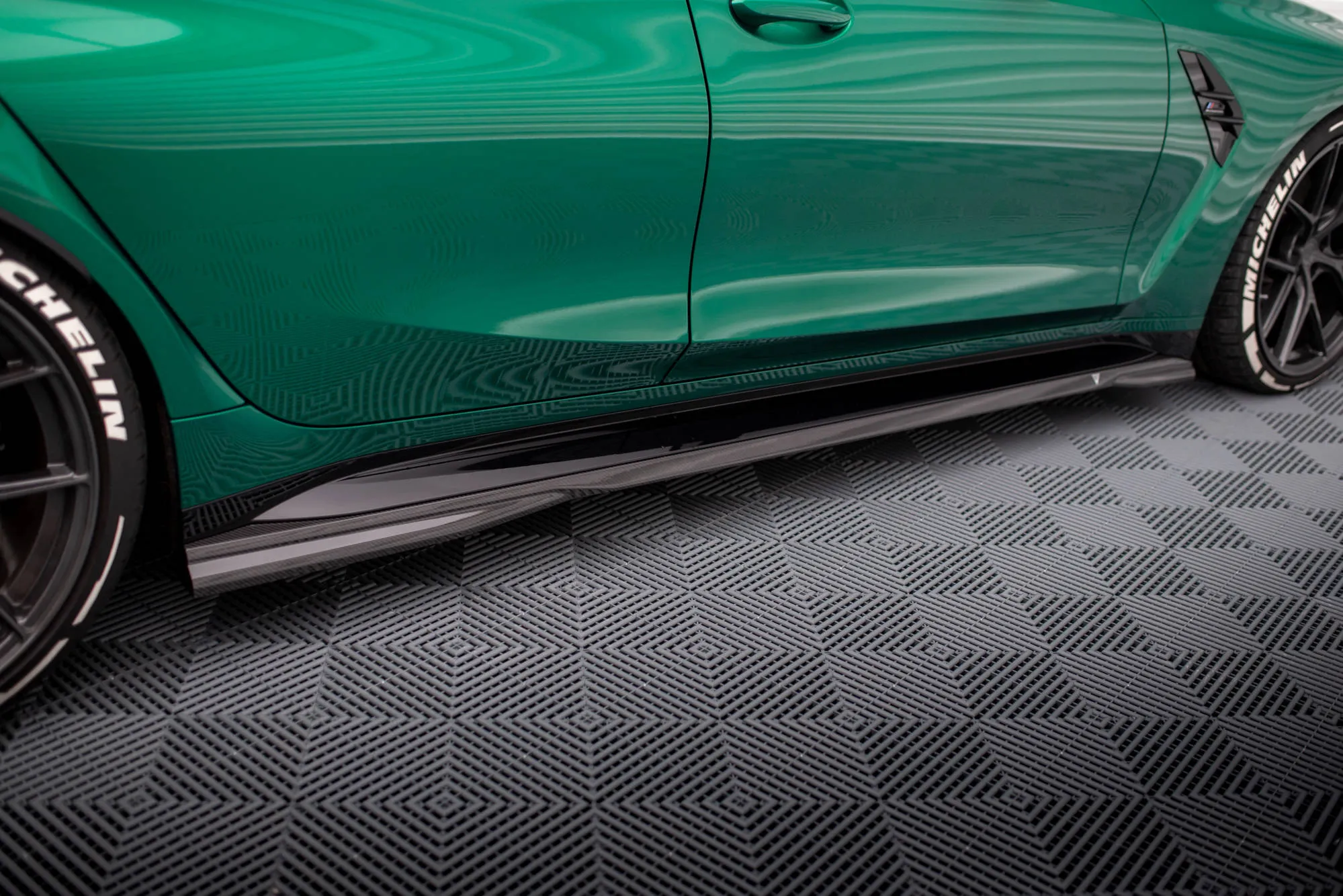 Sideskjørt BMW M3 (G80) 2021-2026 | Carbon Fiber Edition – bilde 2