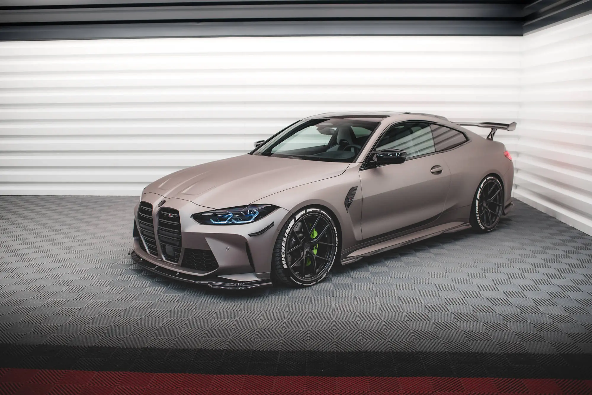 Sideskjørt BMW M4 (G82) 2021->| Real Carbon Fiber – bilde 3