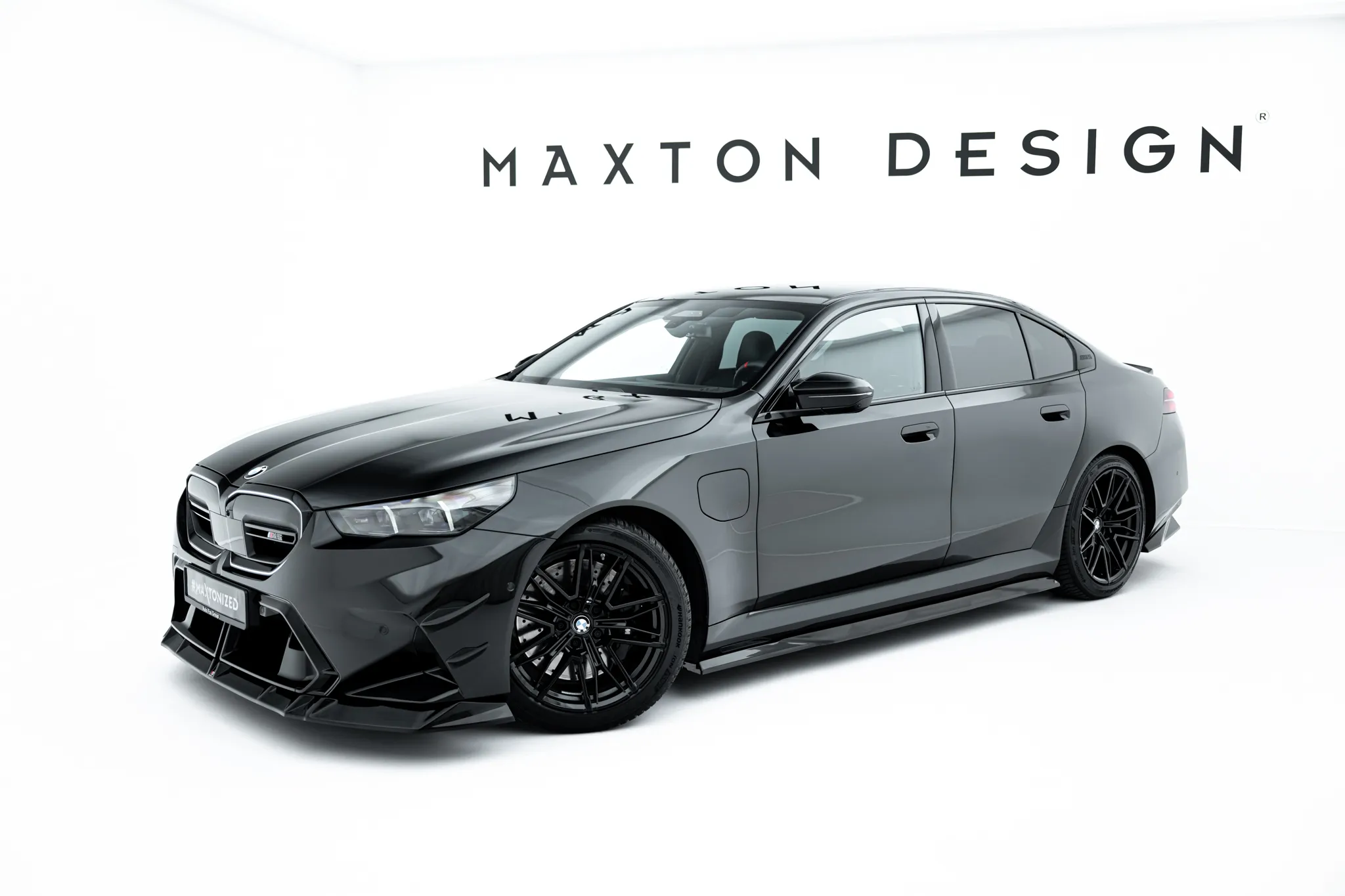 Sideskjørt BMW M5 (G90) 2024 -> | Glossy Black Edition – bilde 6