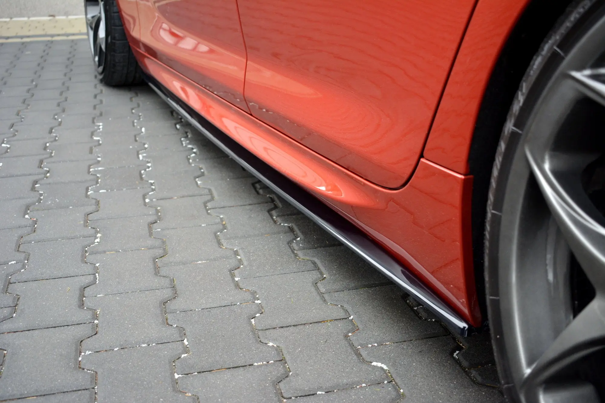SIDESKJØRT BMW M6 Gran Coupe (F06) 2011 - 2015 – bilde 4