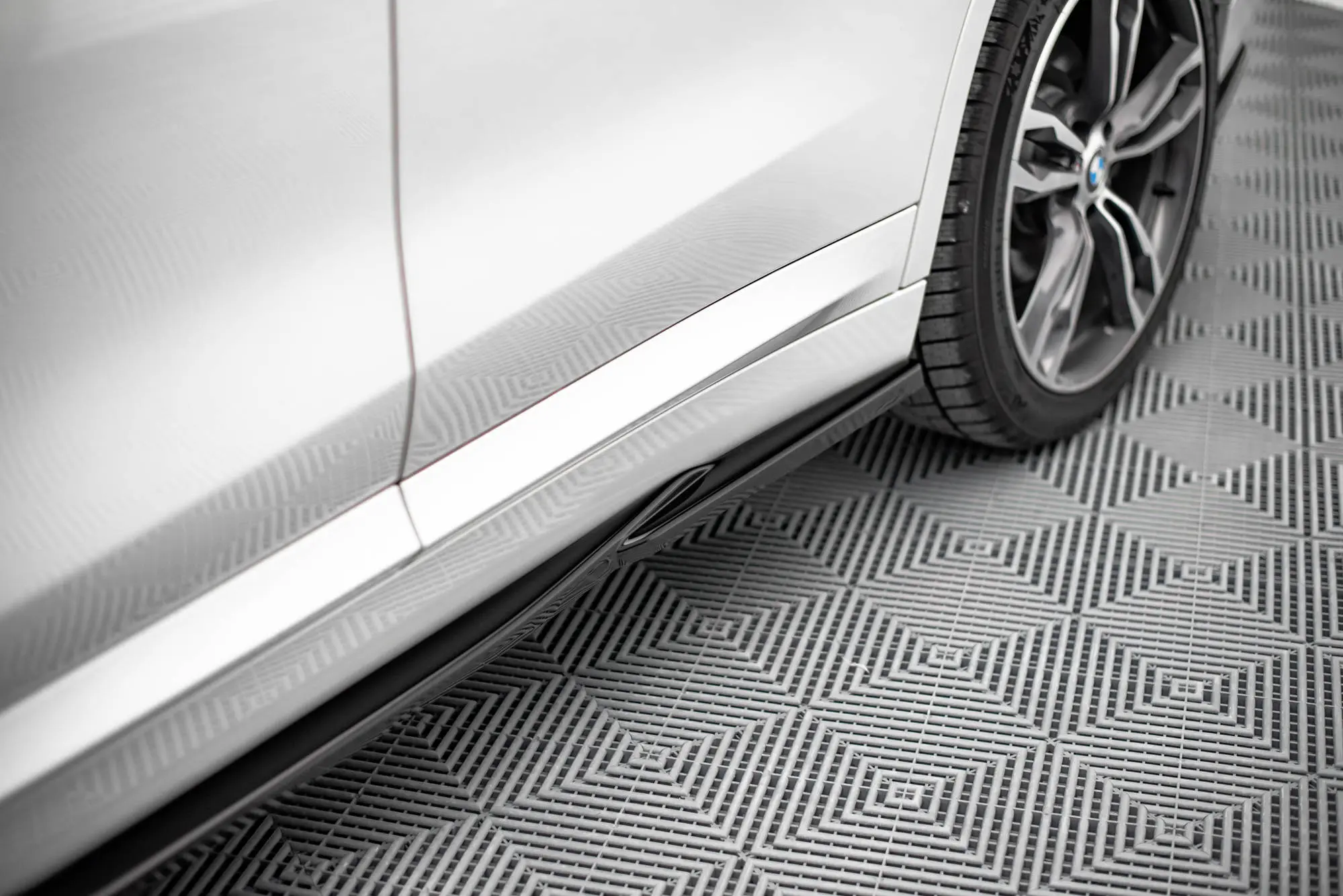 SIDESKJØRT BMW X1 (F48) M-Pack 2015-2019