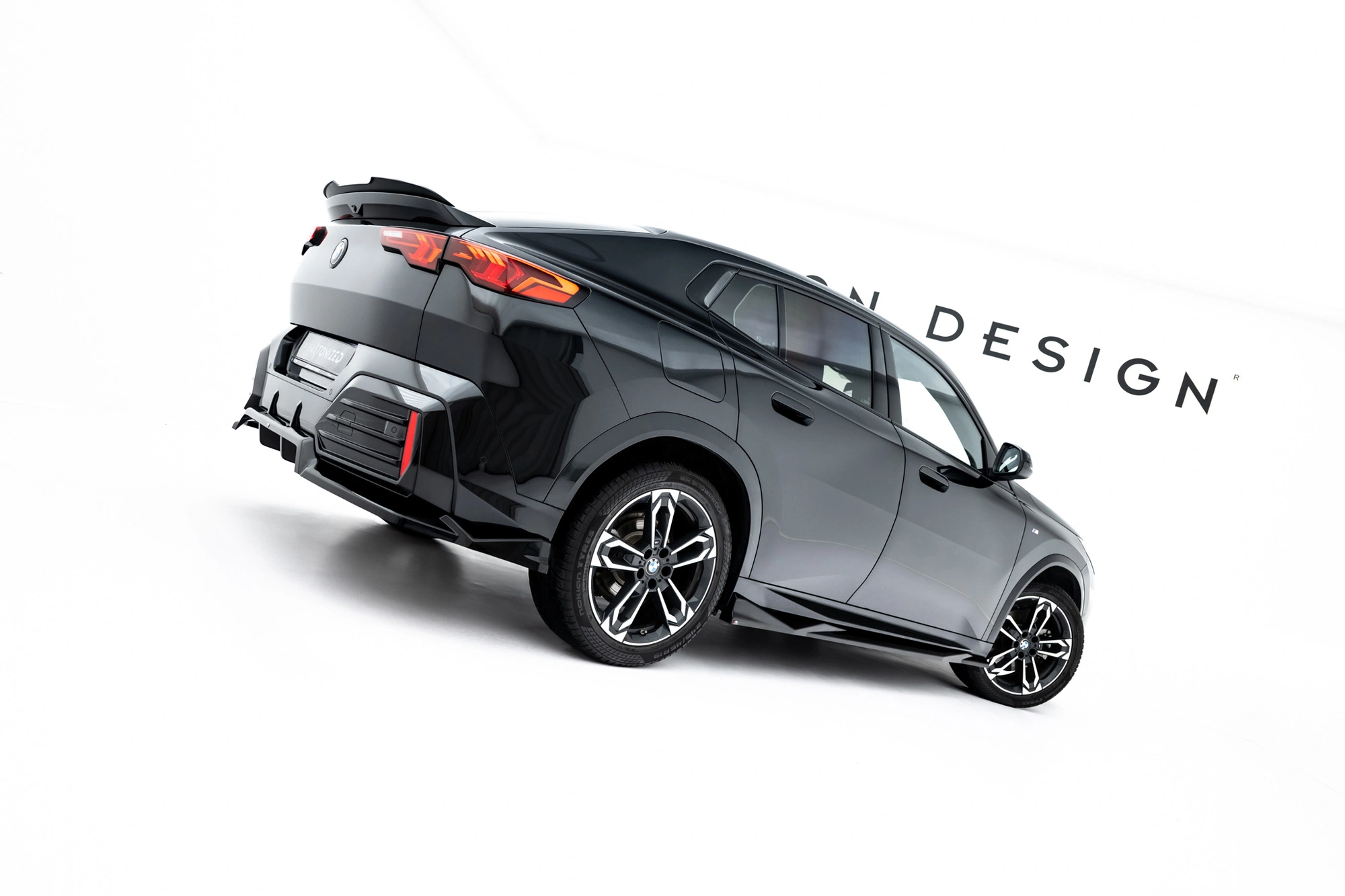 Sideskjørt BMW X2 / iX2 (U10) M-Pack 2023 -> | Glossy Black Edition – bilde 3