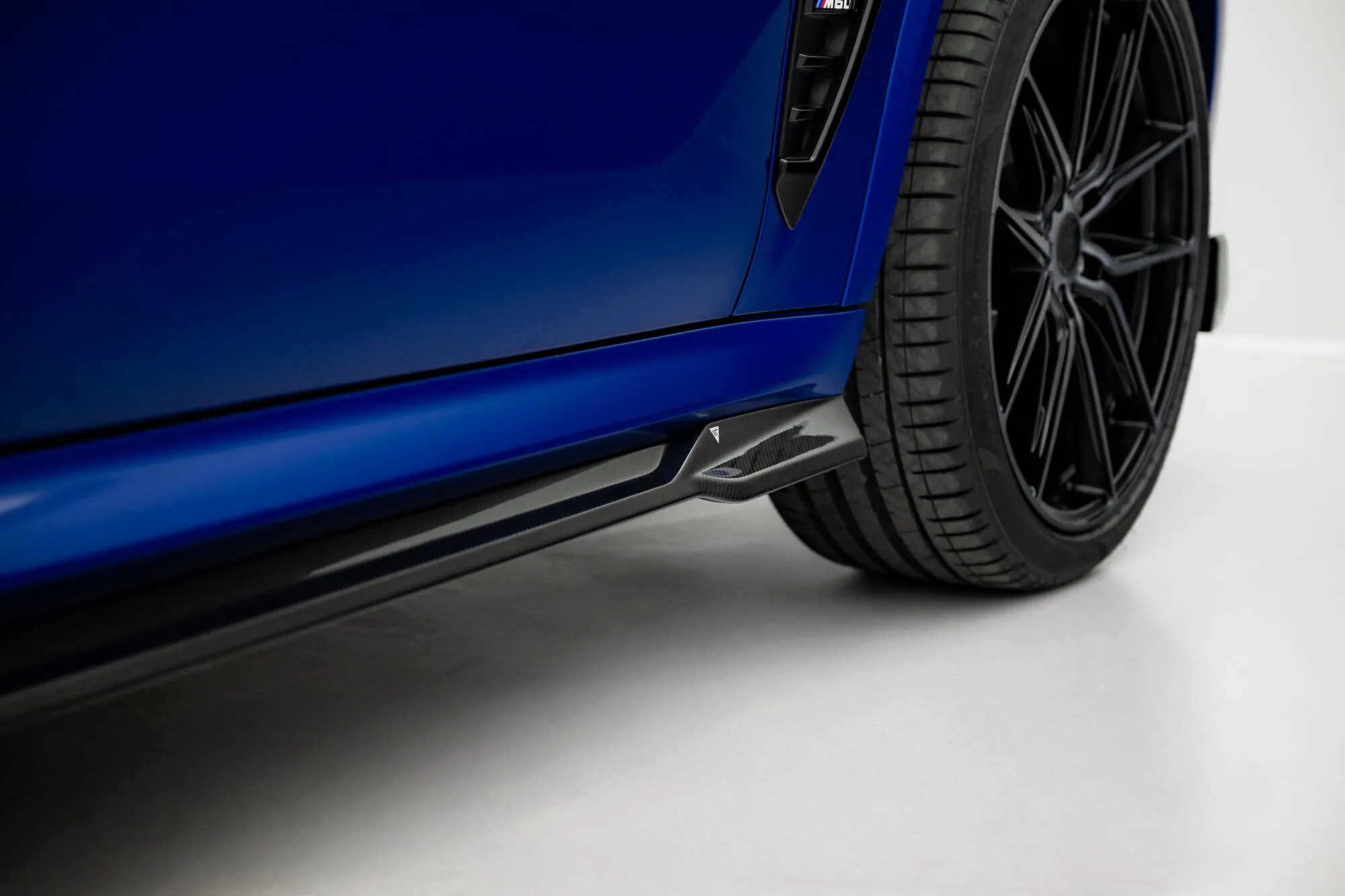 Sideskjørt BMW X5 M (F95 Facelift) 2023 - 2026 | Carbon Fiber Edition – bilde 2