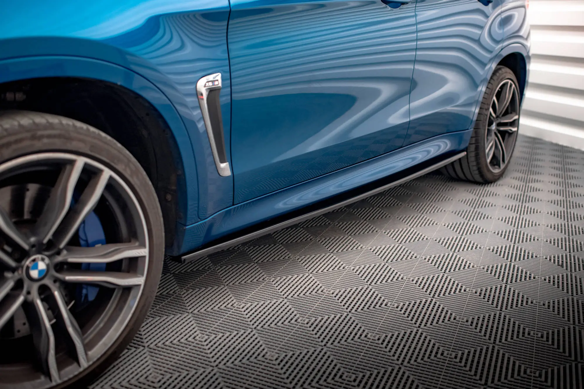 SIDESKJØRT BMW X6 M (F86) 2014 - 2019 Image 1