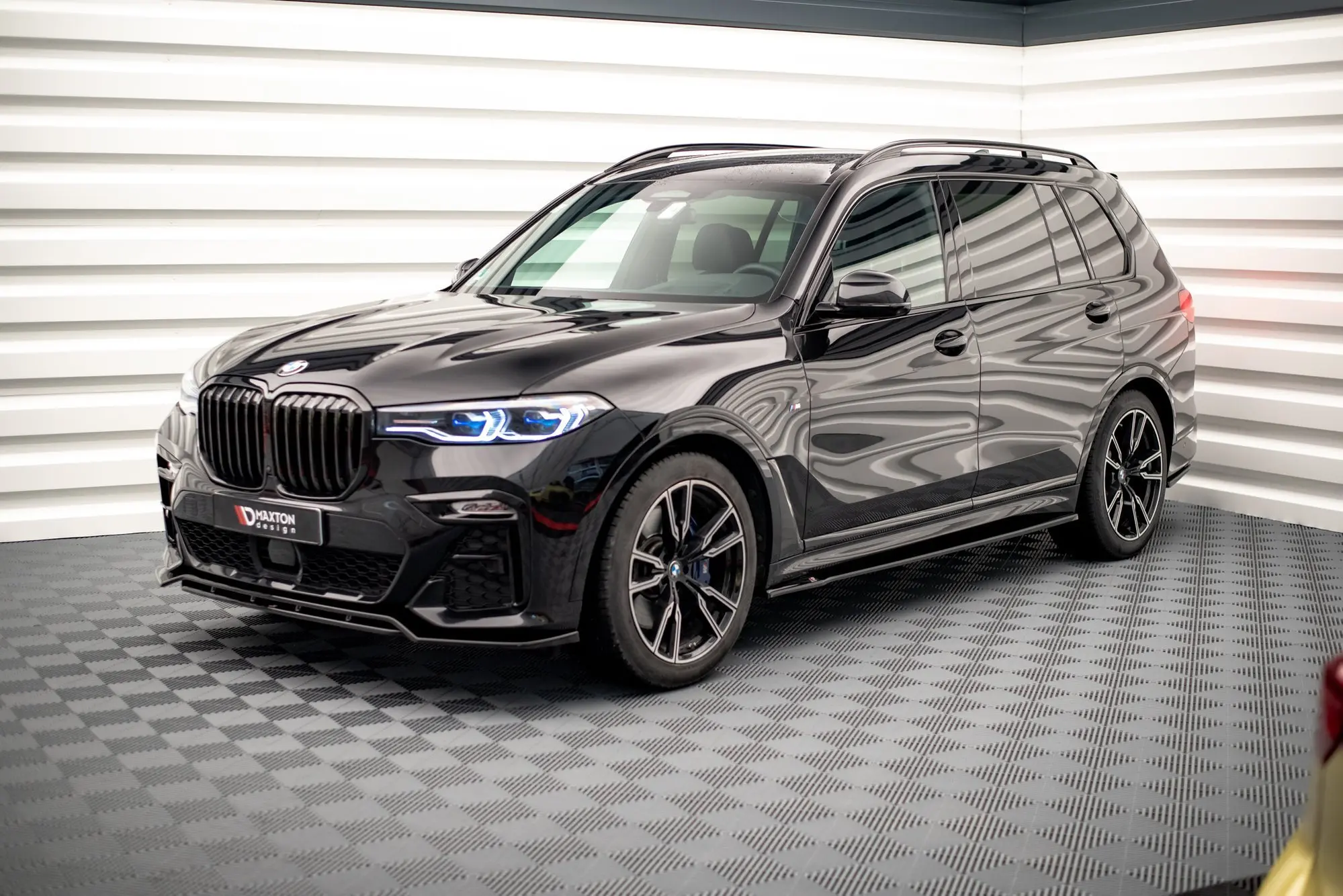 Sideskjørt BMW X7 (G07) 2018 - 2022 – bilde 5