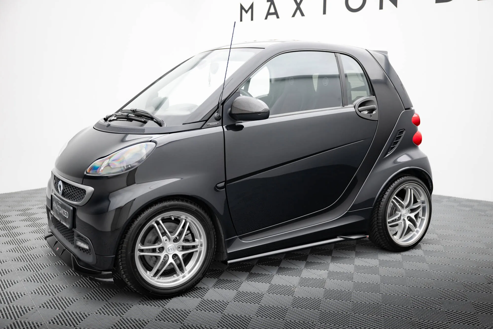 Sideskjørt Brabus Smart Fortwo (C451) Facelift 2012 - 2014 | Glossy Black Edition – bilde 2