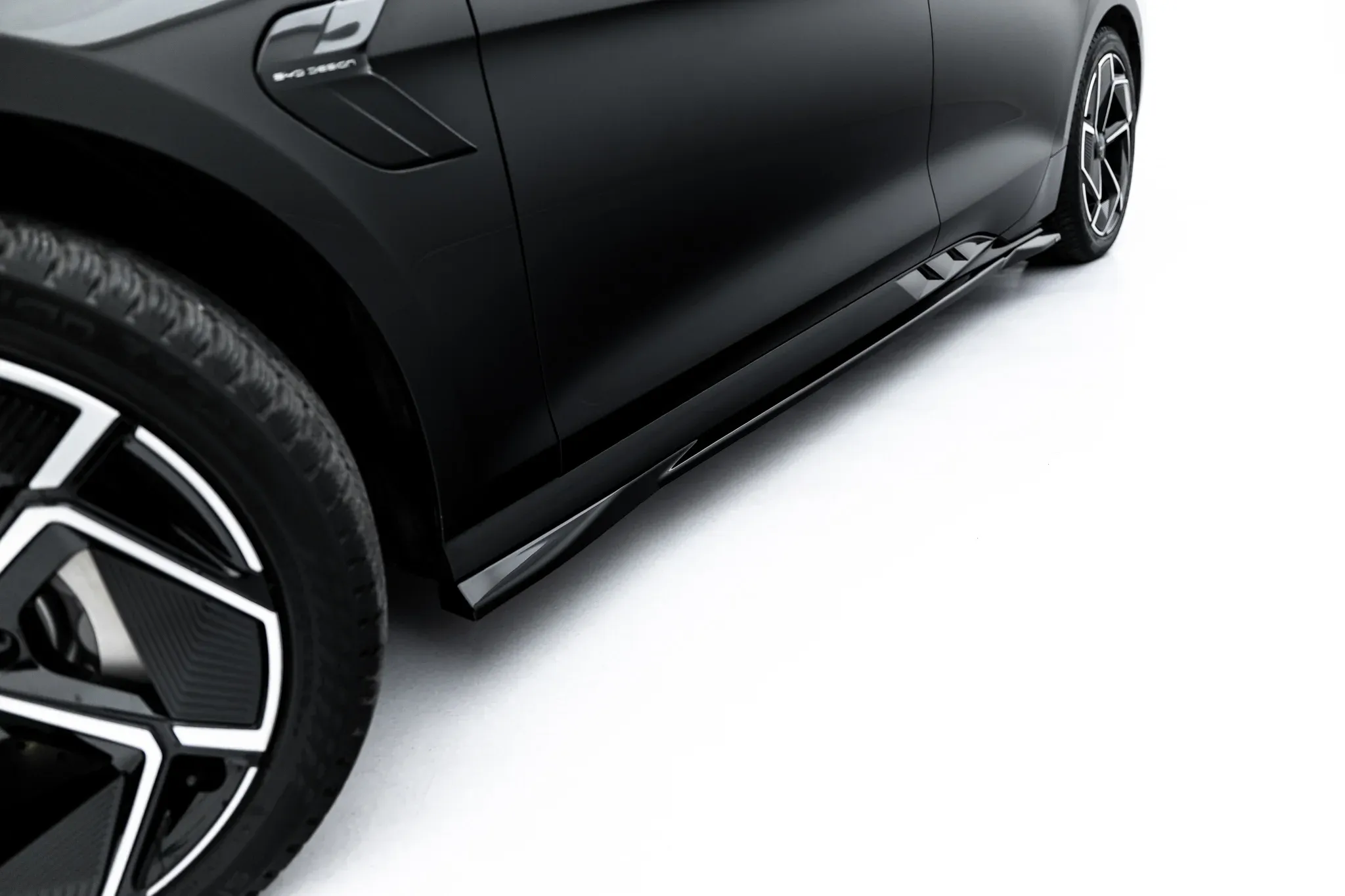 Sideskjørt Byd Seal I 2022 -> | Glossy Black Edition – bilde 4