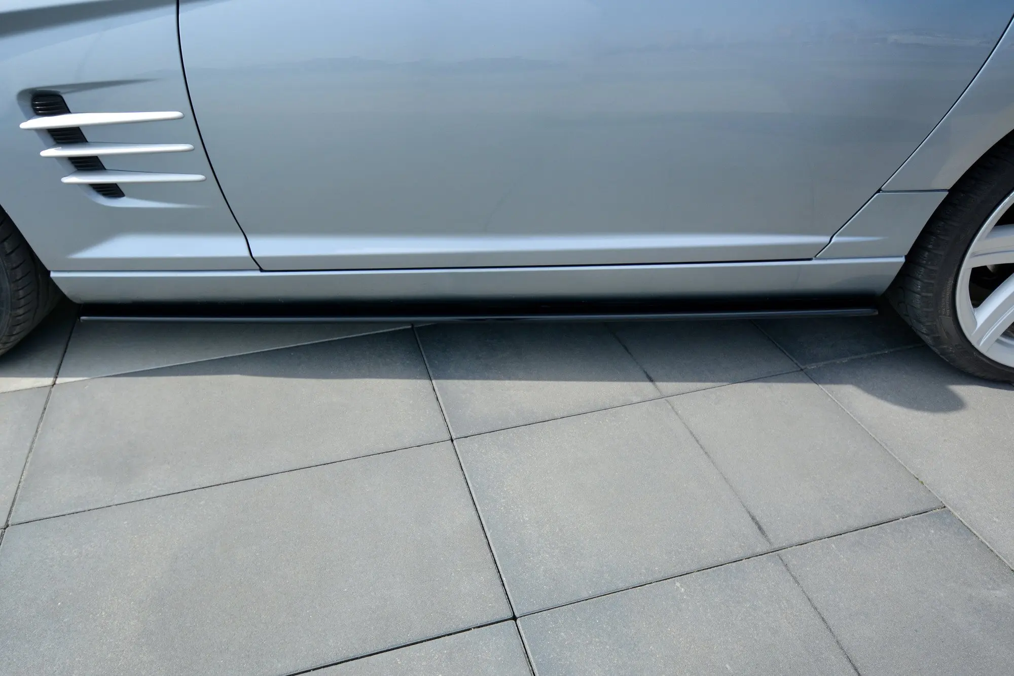 SIDESKJØRT Chrysler Crossfire 2003-2008 – bilde 4