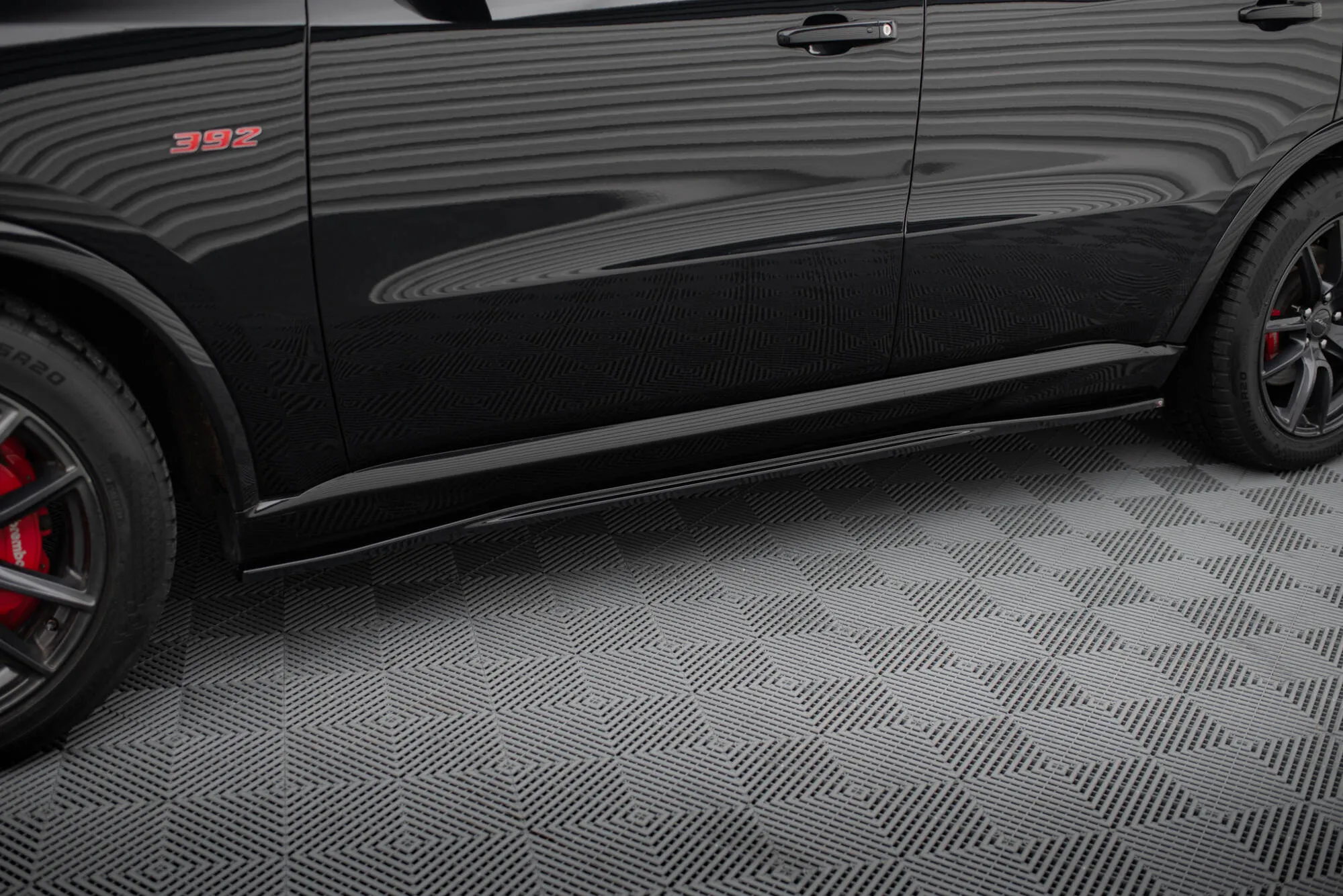 Sideskjørt Dodge Durango (III) 2011 - 2026 | Glossy Black Edition