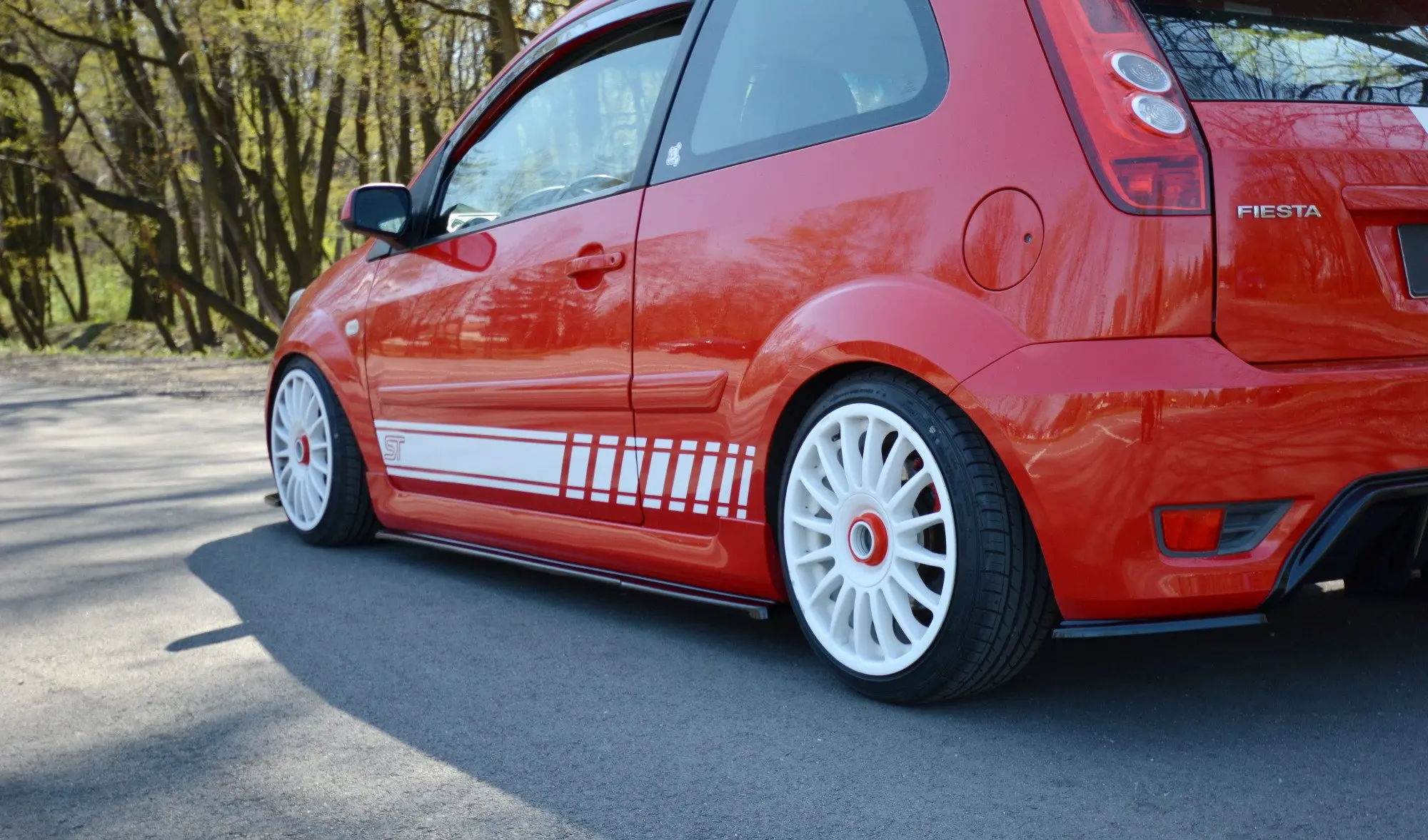 SIDESKJØRT Fiesta Mk5 ST 2005 - 2008 – bilde 3