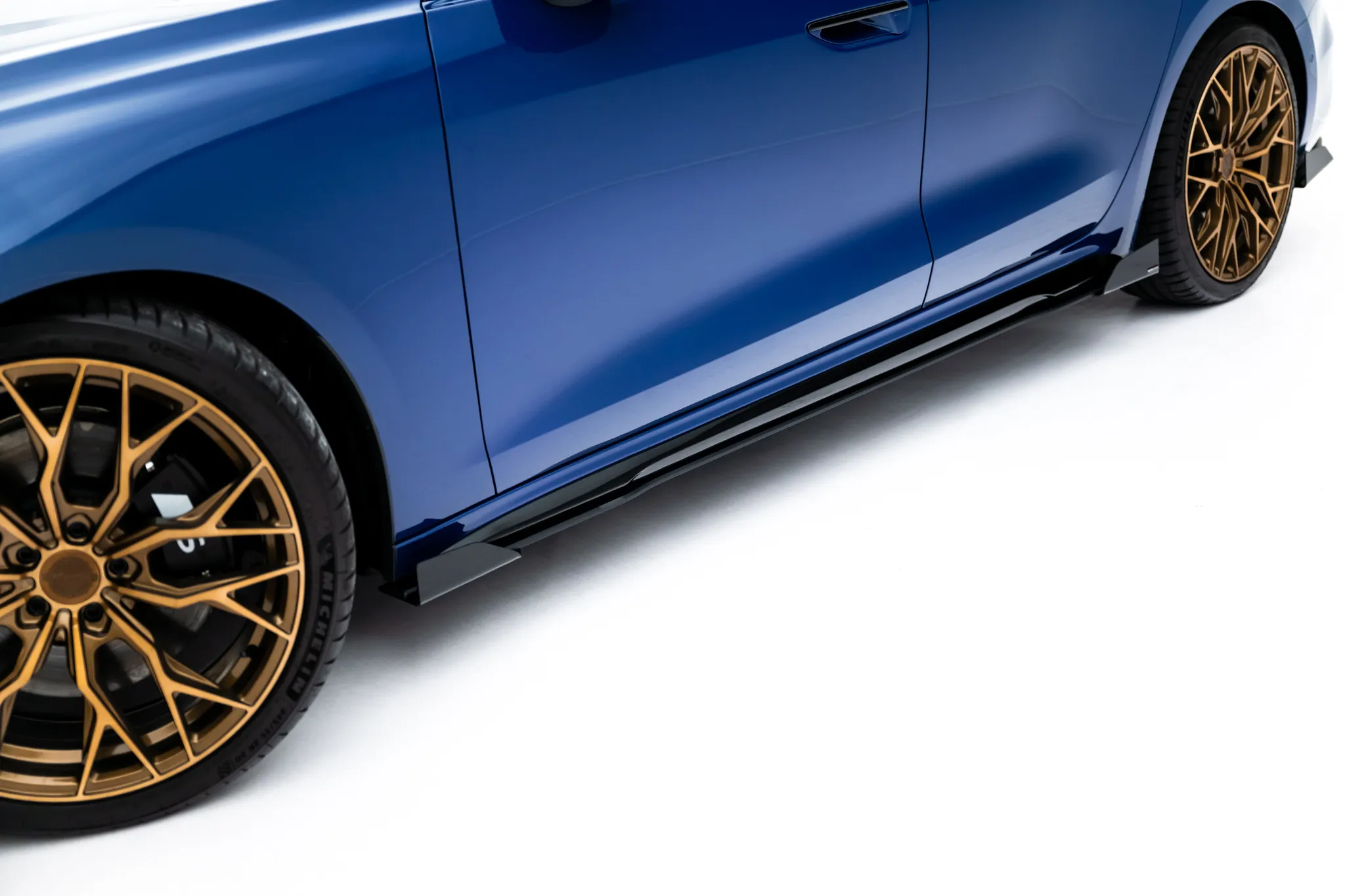 Sideskjørt + Flopper Audi A5 (B10) 2024-2026 | Street Pro Black Edition – bilde 2