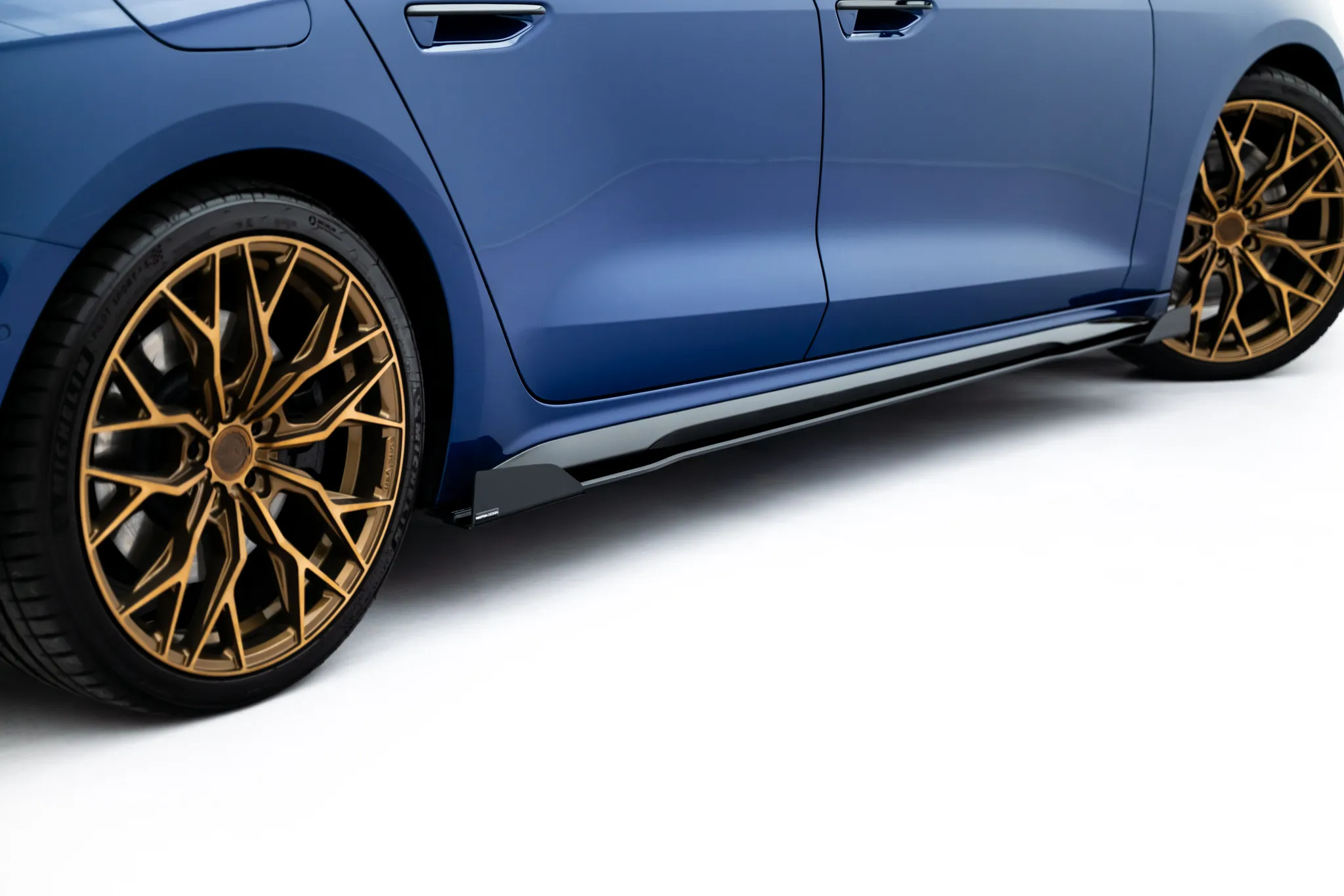 Sideskjørt + Flopper Audi A5 (B10) 2024-2026 | Street Pro Black Edition – bilde 4