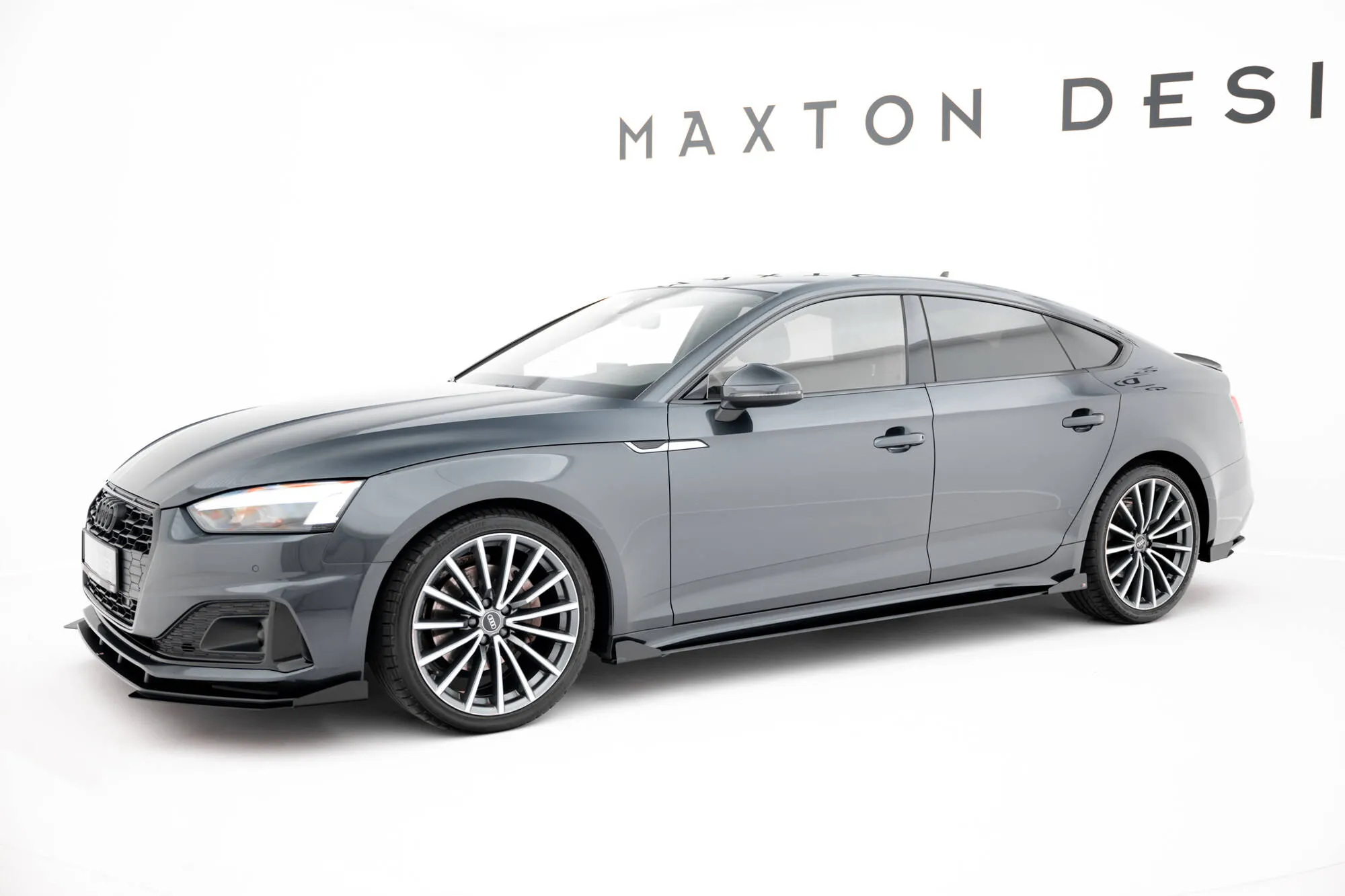 Sideskjørt-flopper Audi A5 (F5) Facelift 2019 -> | Glossy Black Edition – bilde 2