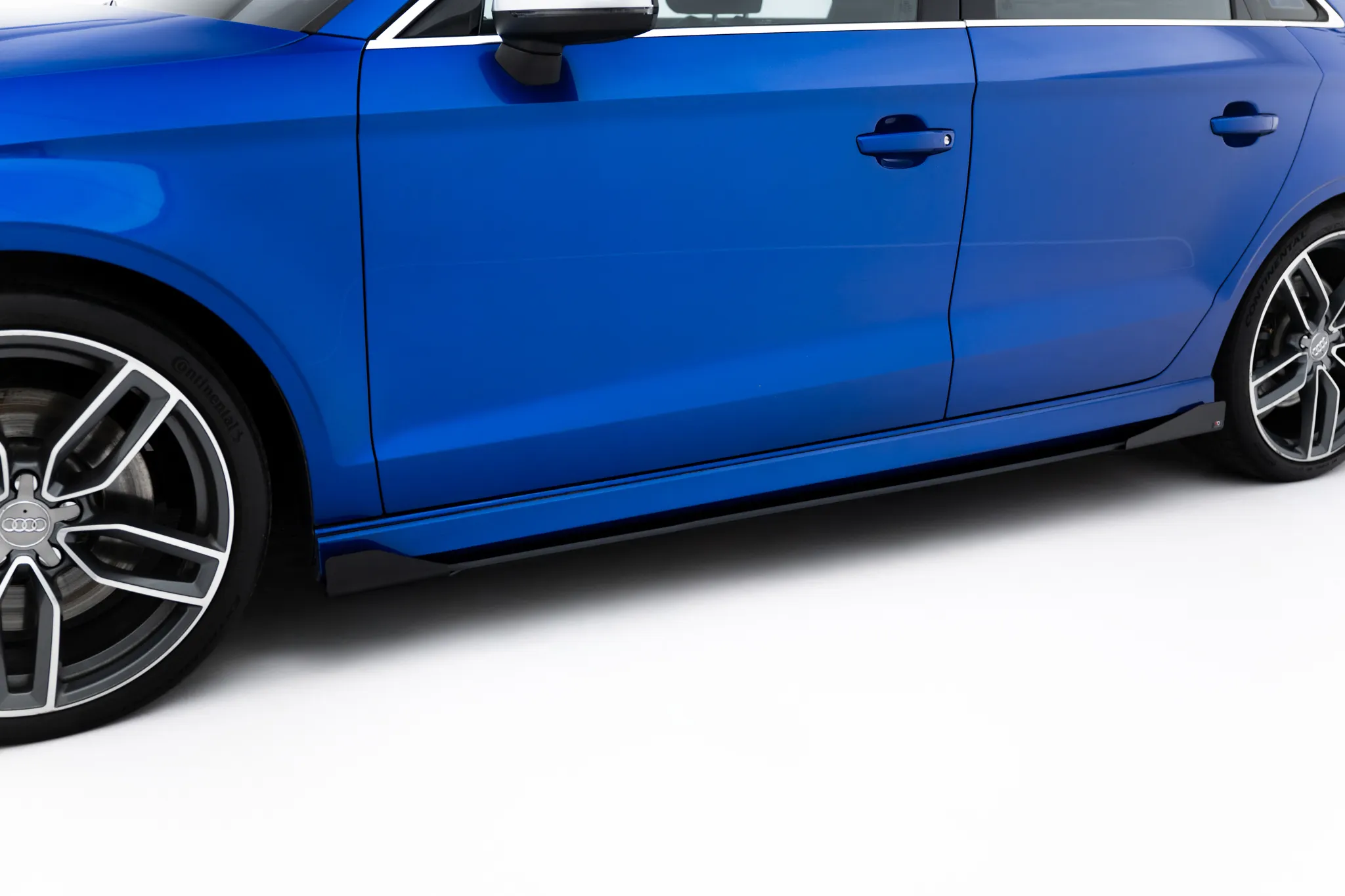 Sideskjørt + Flopper Audi (S3/A3 S-Line) 8V 2013 - 2016 | Street Pro Black Edition