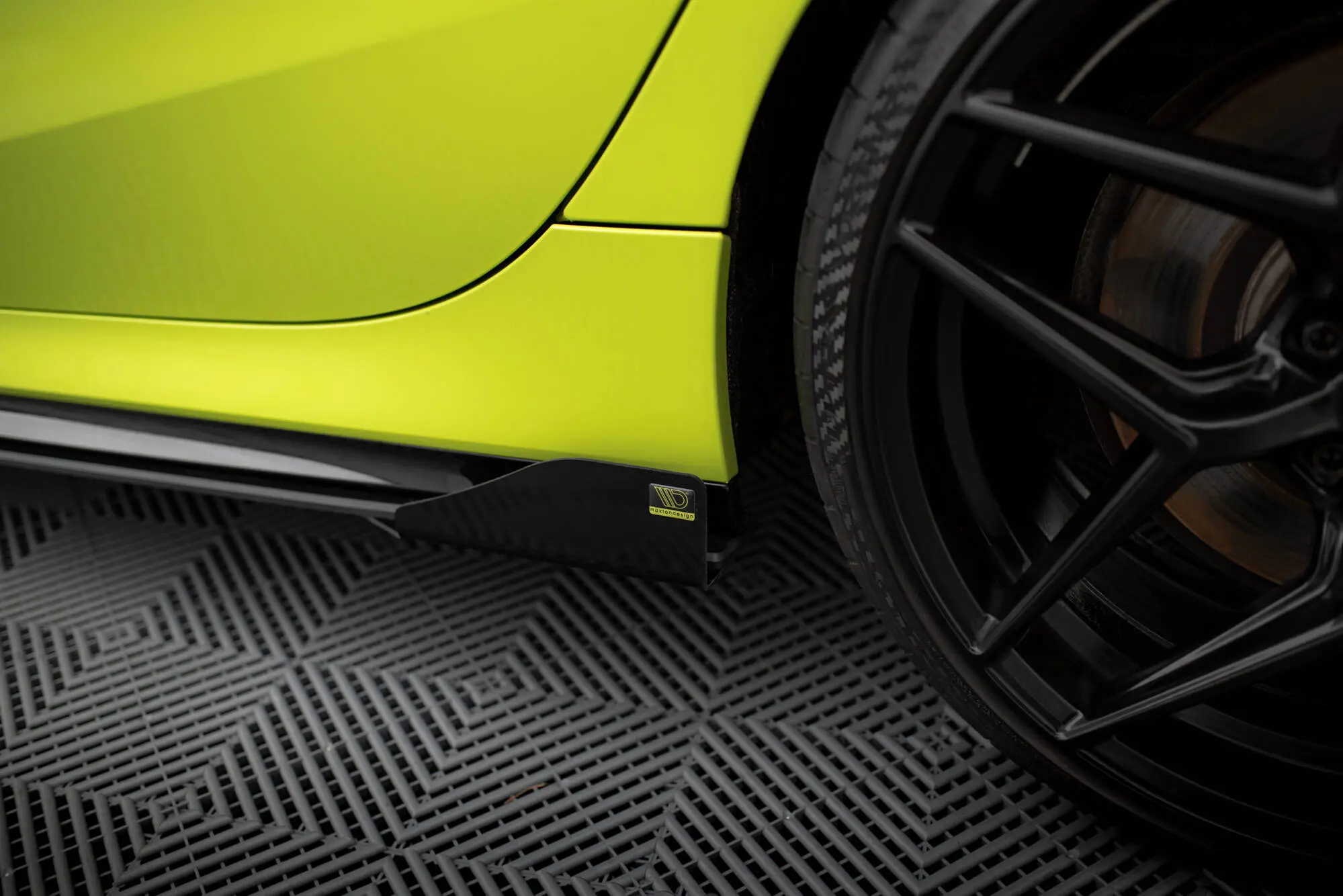 Sideskjørt + flopper BMW 1 (F40) M-Pack / BMW M135i (F40) 2019 - 2024 | Street Pro Black Edition – bilde 5