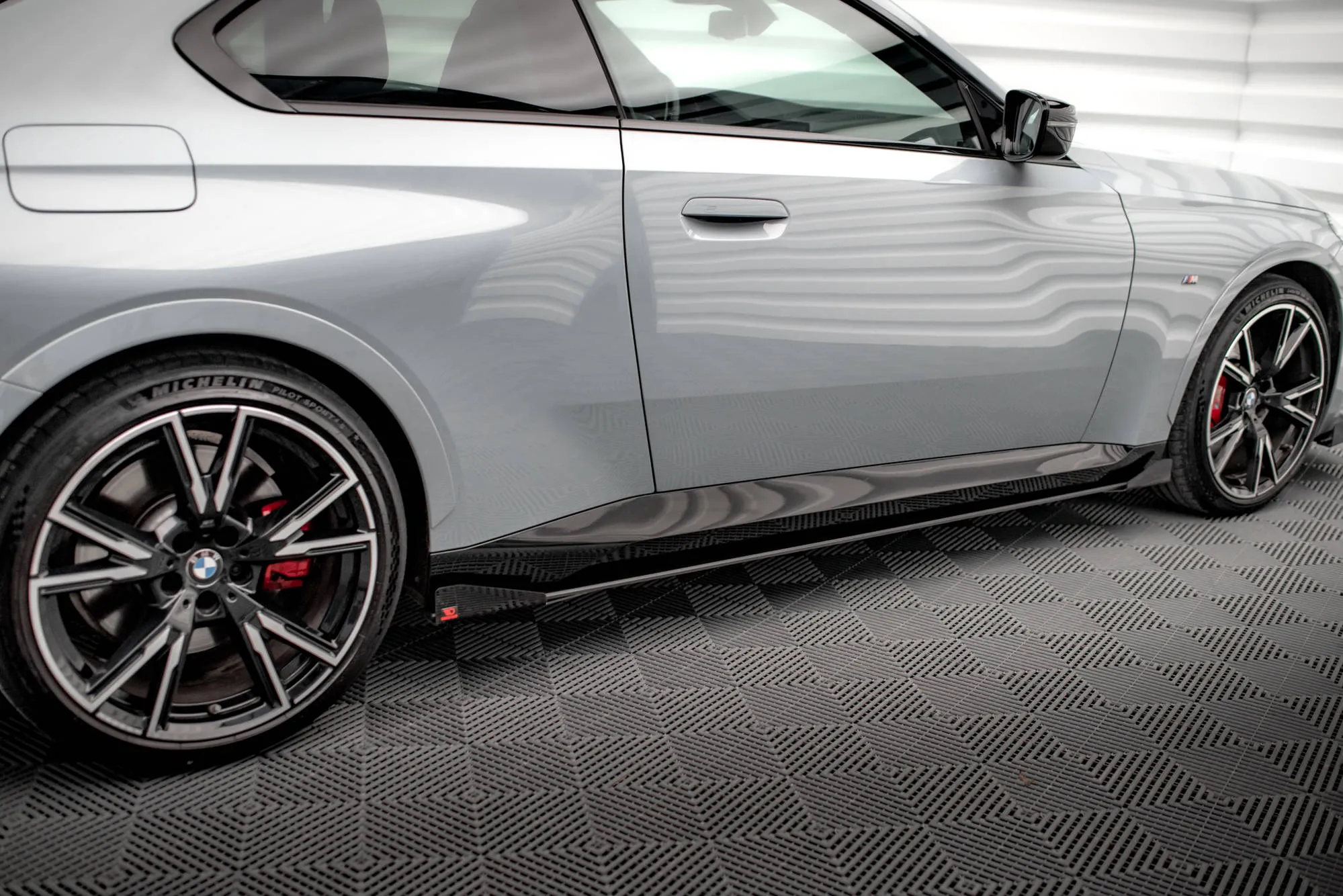 Sideskjørt-flopper BMW 2 Coupe (G42) M-Pack 2021 -> | Glossy Black Edition