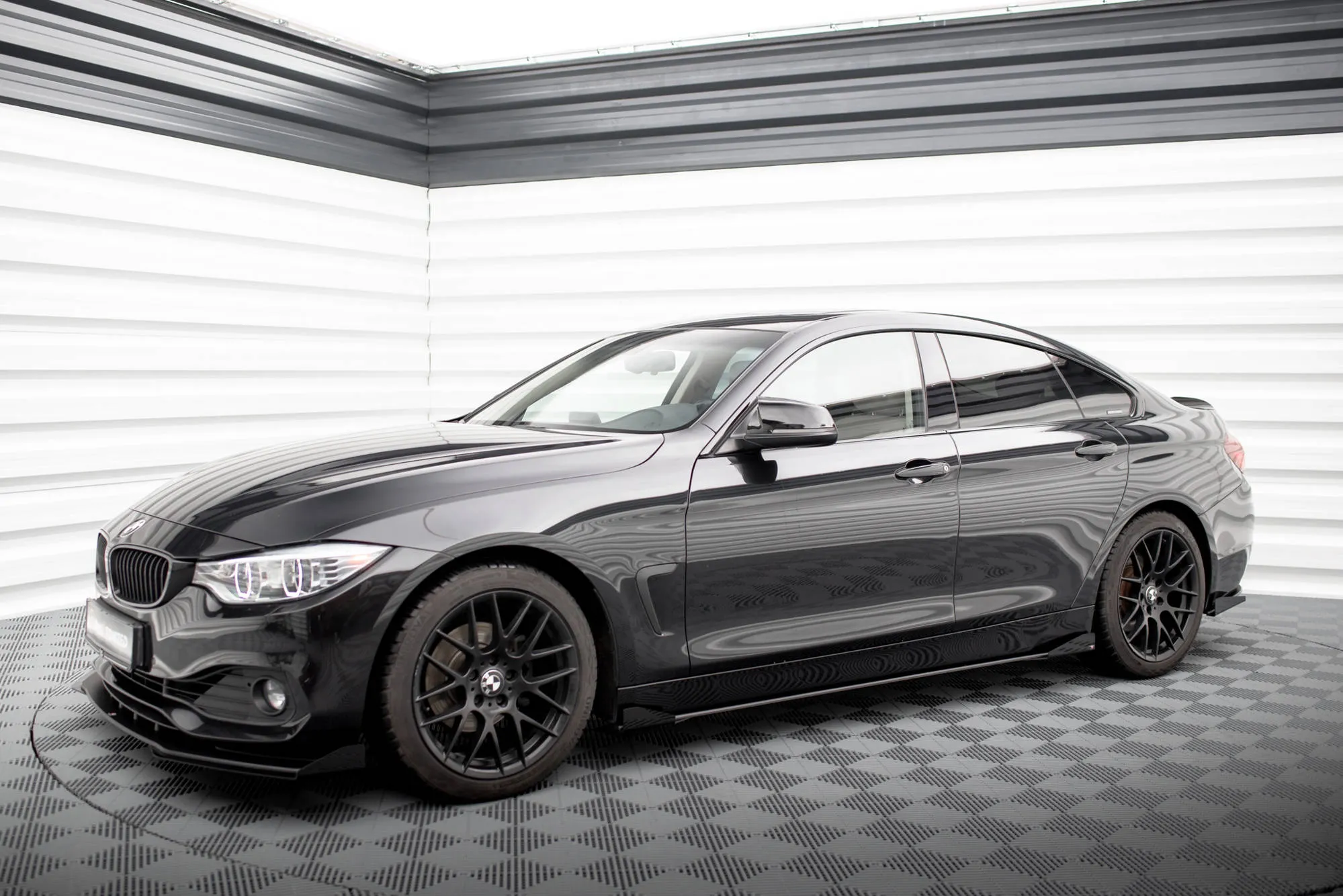 Sideskjørt + Flopper BMW 4 Gran Coupe (F36) 2014-2017 | Street Pro Black Edition – bilde 5