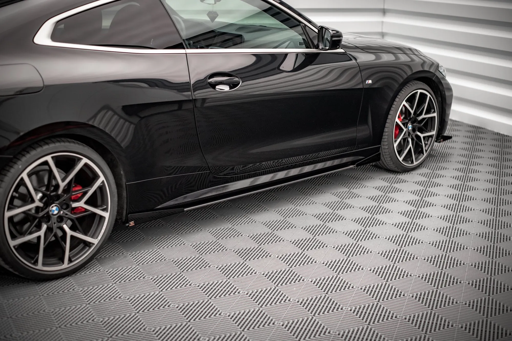 Sideskjørt + Flopper BMW 4 (M-Pack/M440i) (G22/G23) 2020 -> | Street Pro Black Edition