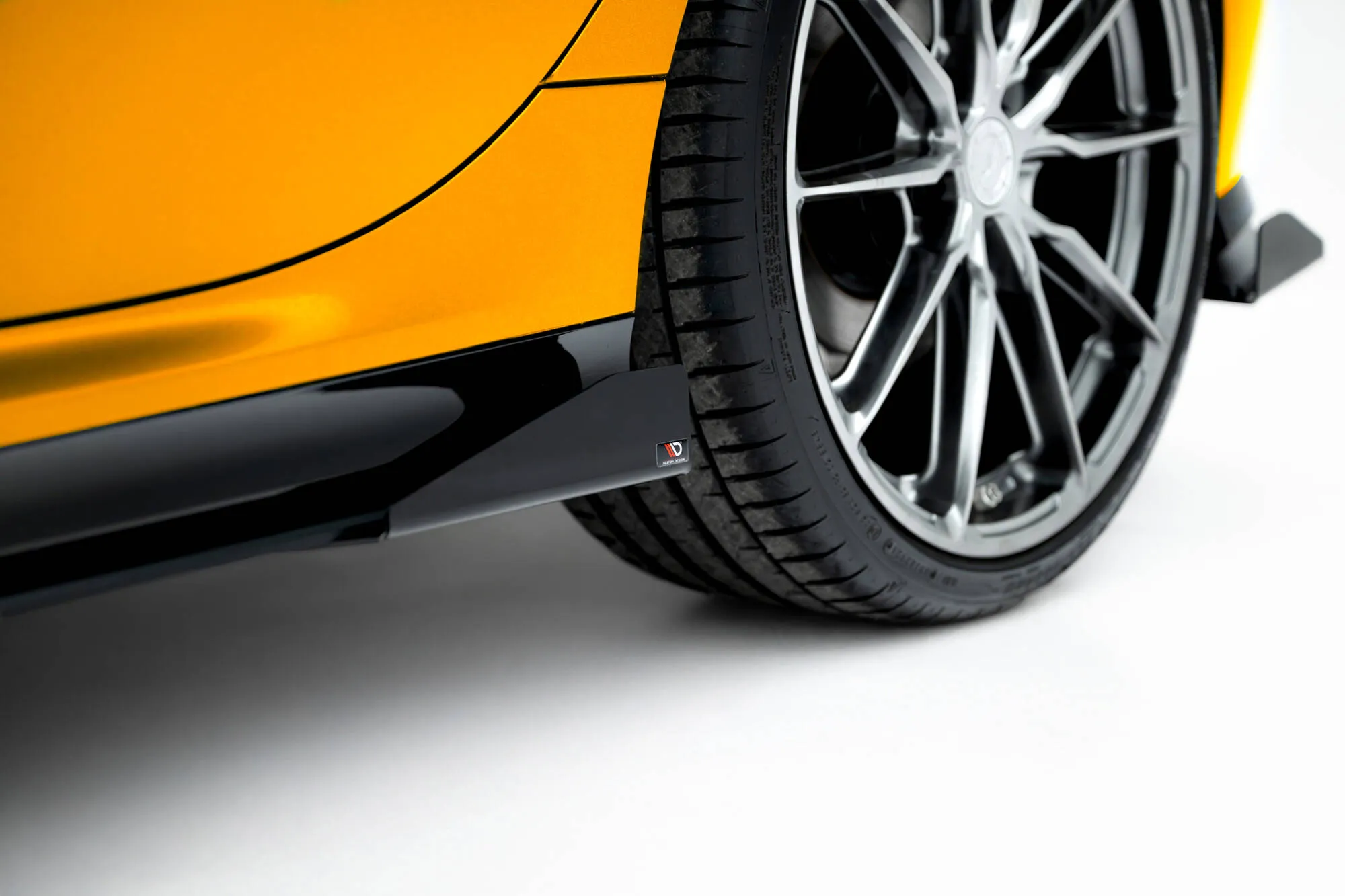 Sideskjørt + Flopper BMW M135i (F70) 2024 -> | Street Pro Black Edition – bilde 4