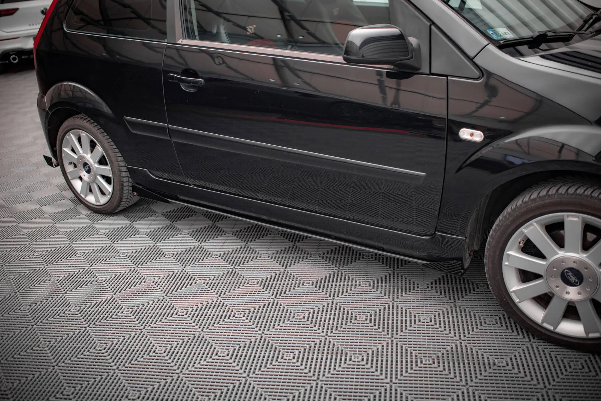 Sideskjørt-flopper Ford Fiesta Mk5 ST 2005 - 2008 | Glossy Black Edition
