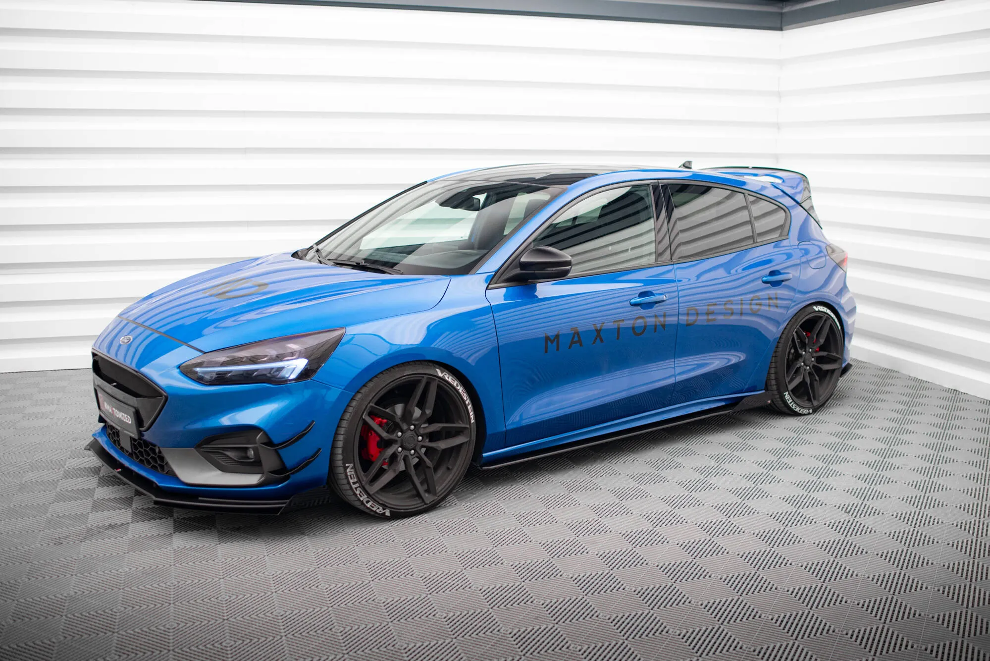 Sideskjørt-flopper Ford Focus IV ST 2018 -> | Glossy Black Edition – bilde 3