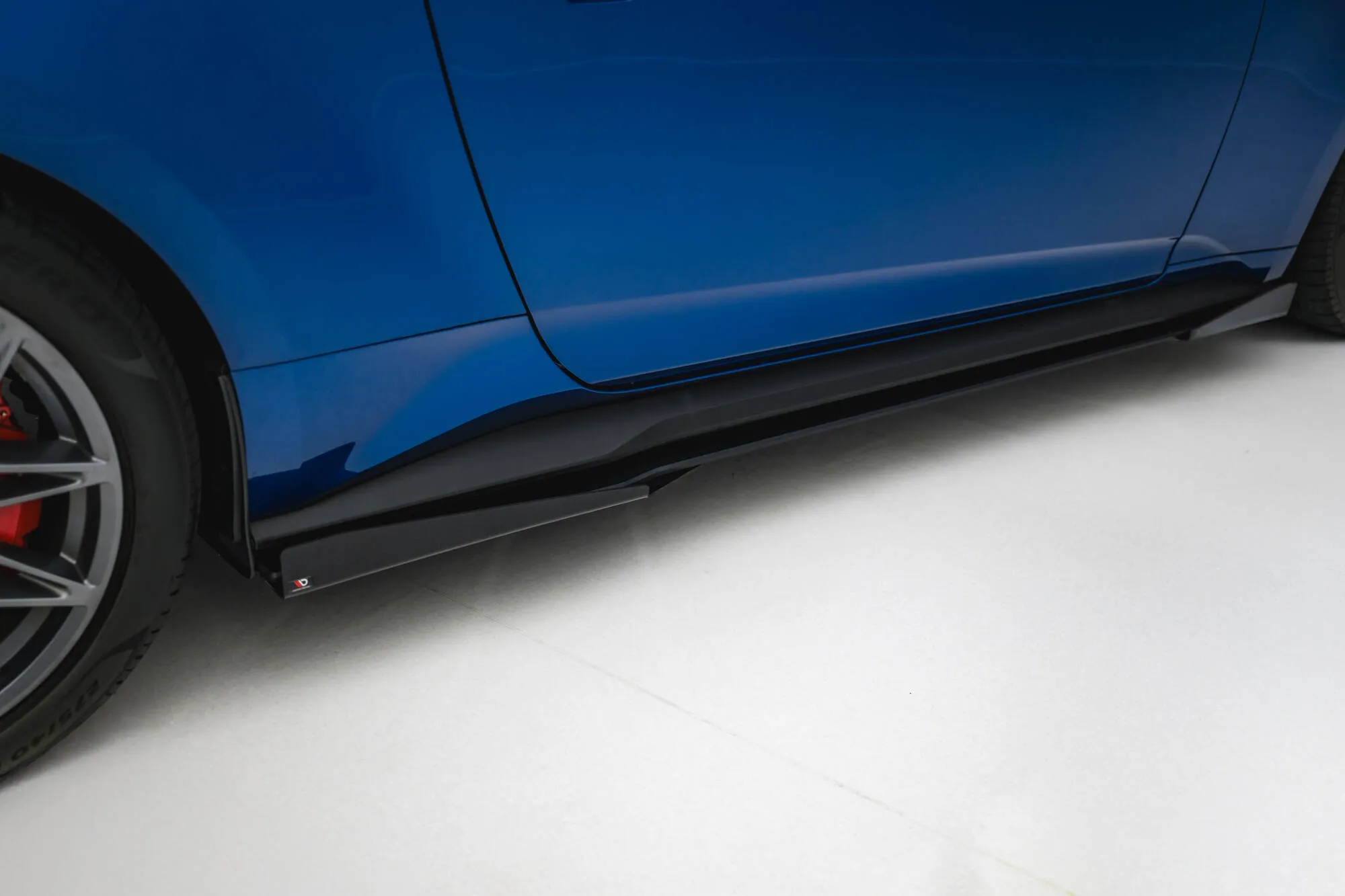 Sideskjørt-flopper Ford Mustang GT VII 2023 -> | Glossy Black Edition