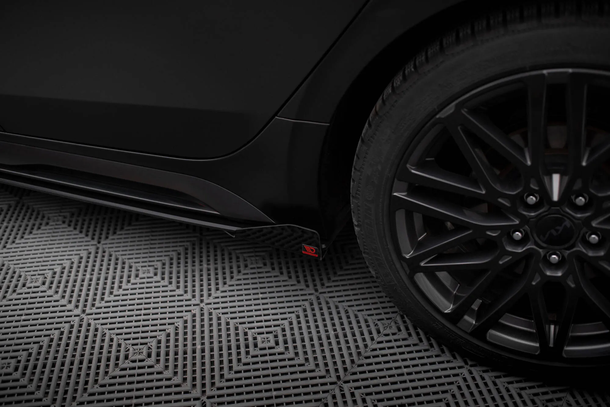 Sideskjørt-flopper Kia Proceed GT facelift 2021 - > | Glossy Black Edition