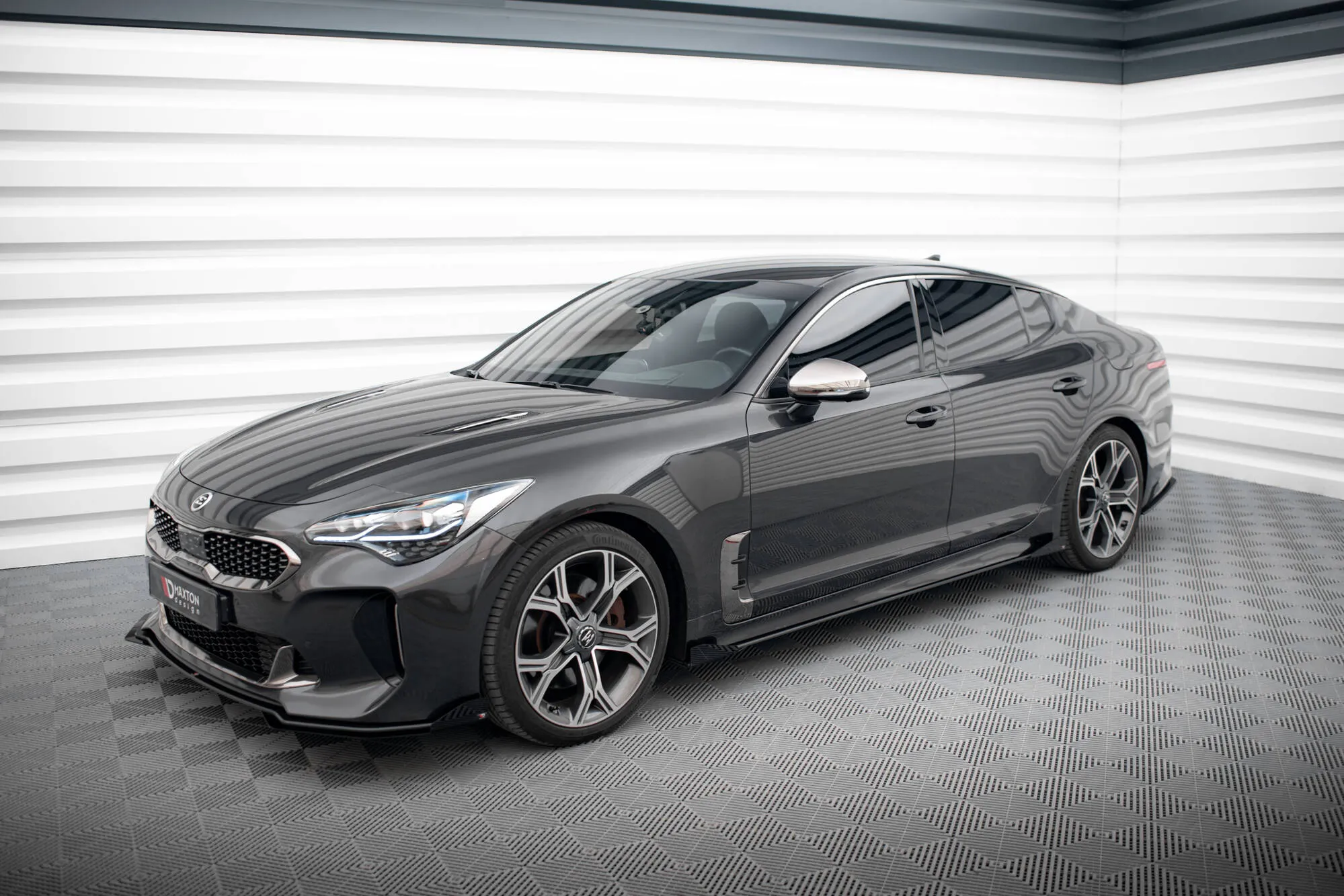 Sideskjørt-flopper Kia Stinger GT / GT-Line 2017 - 2023 | Glossy Black Edition – bilde 3
