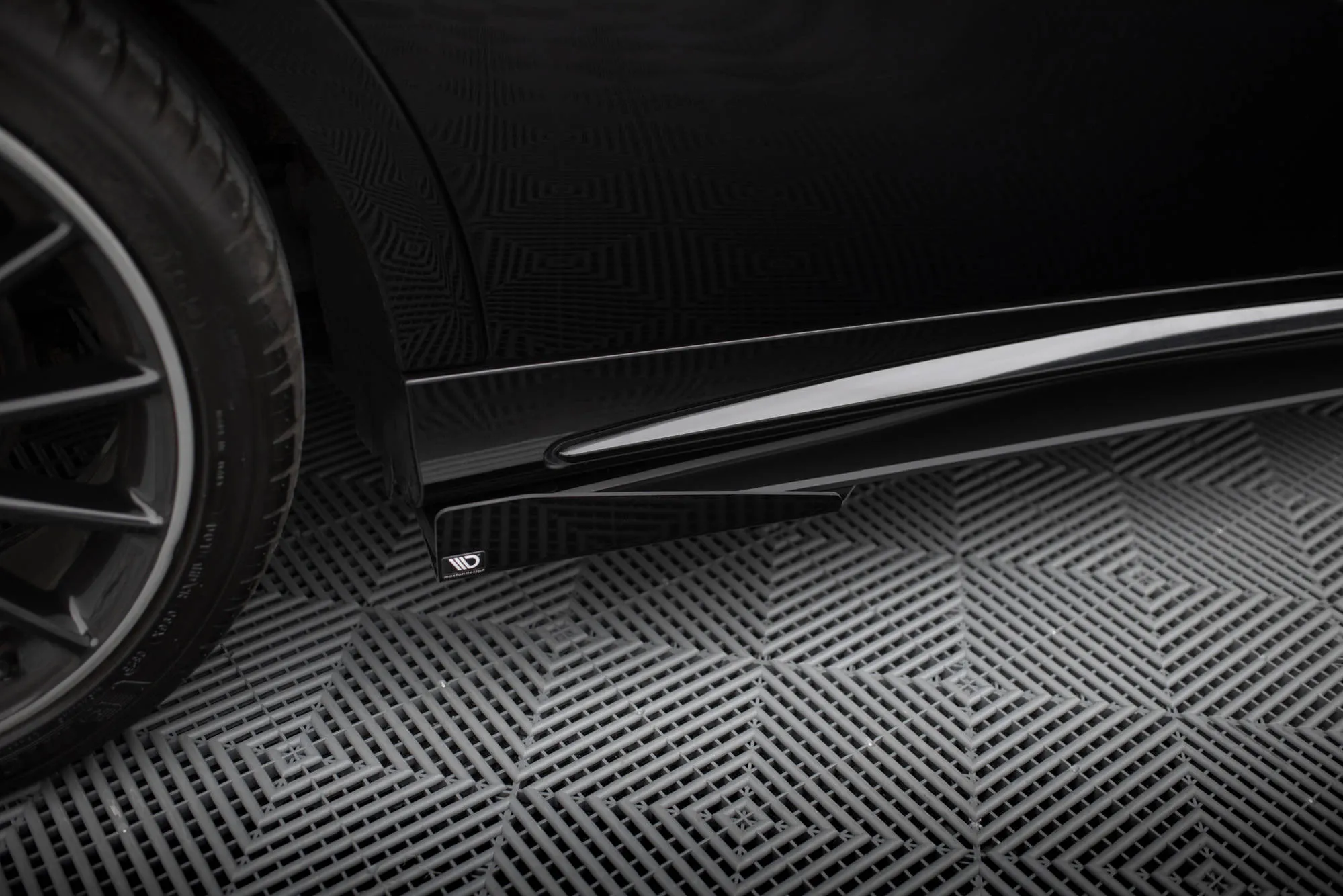 Sideskjørt-flopper Mercedes-Benz A (W176) AMG-Line facelift 2015 -2018 | Glossy Black Edition