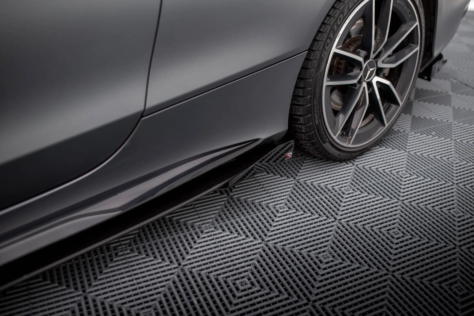 Sideskjørt-flopper Mercedes-Benz C43 AMG Coupe (C205) facelift 2018 - 2022 | Glossy Black Edition