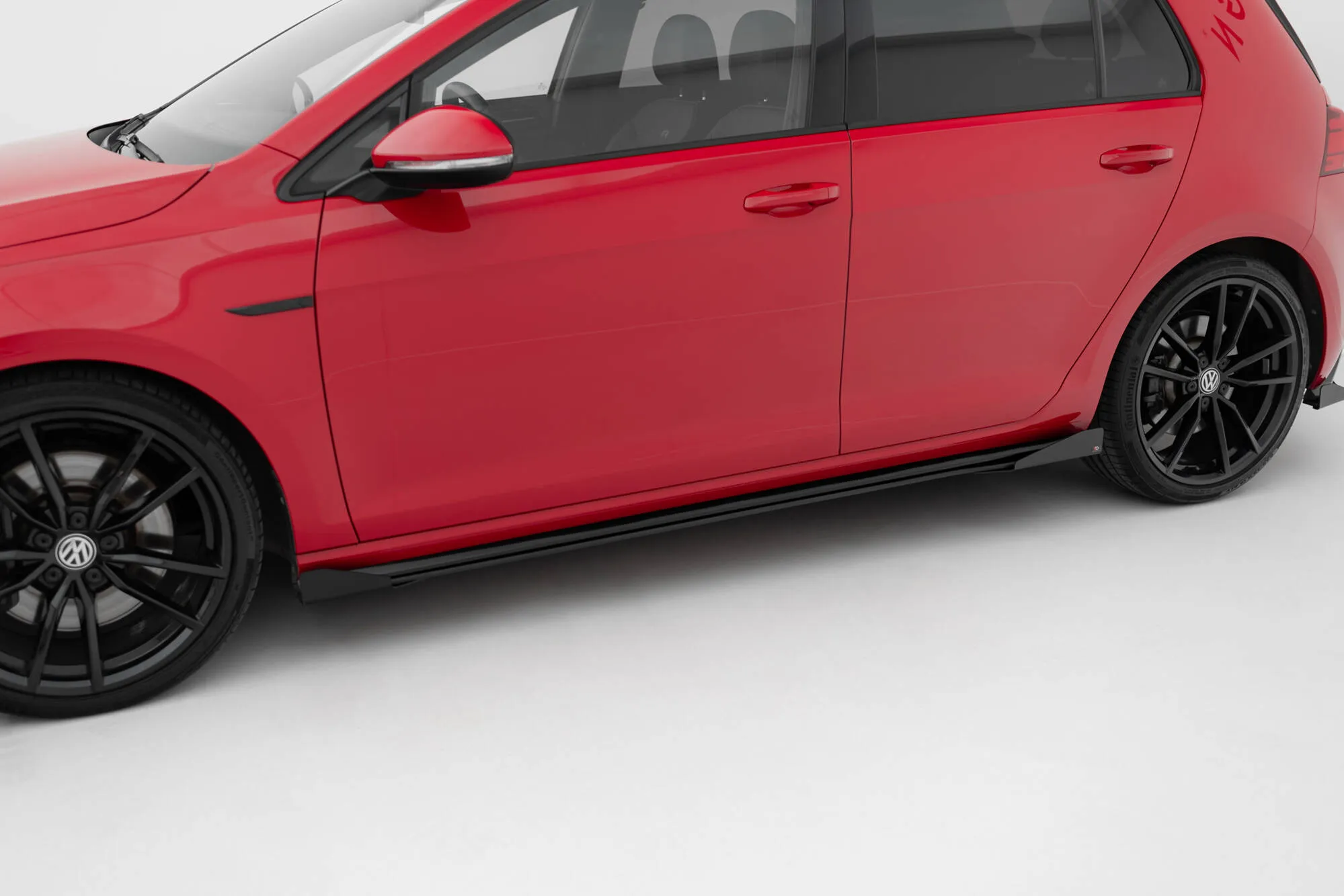 Sideskjørt-flopper VW Golf VII R / R-Line Facelift 2017-2020 | Glossy Black Edition – bilde 2