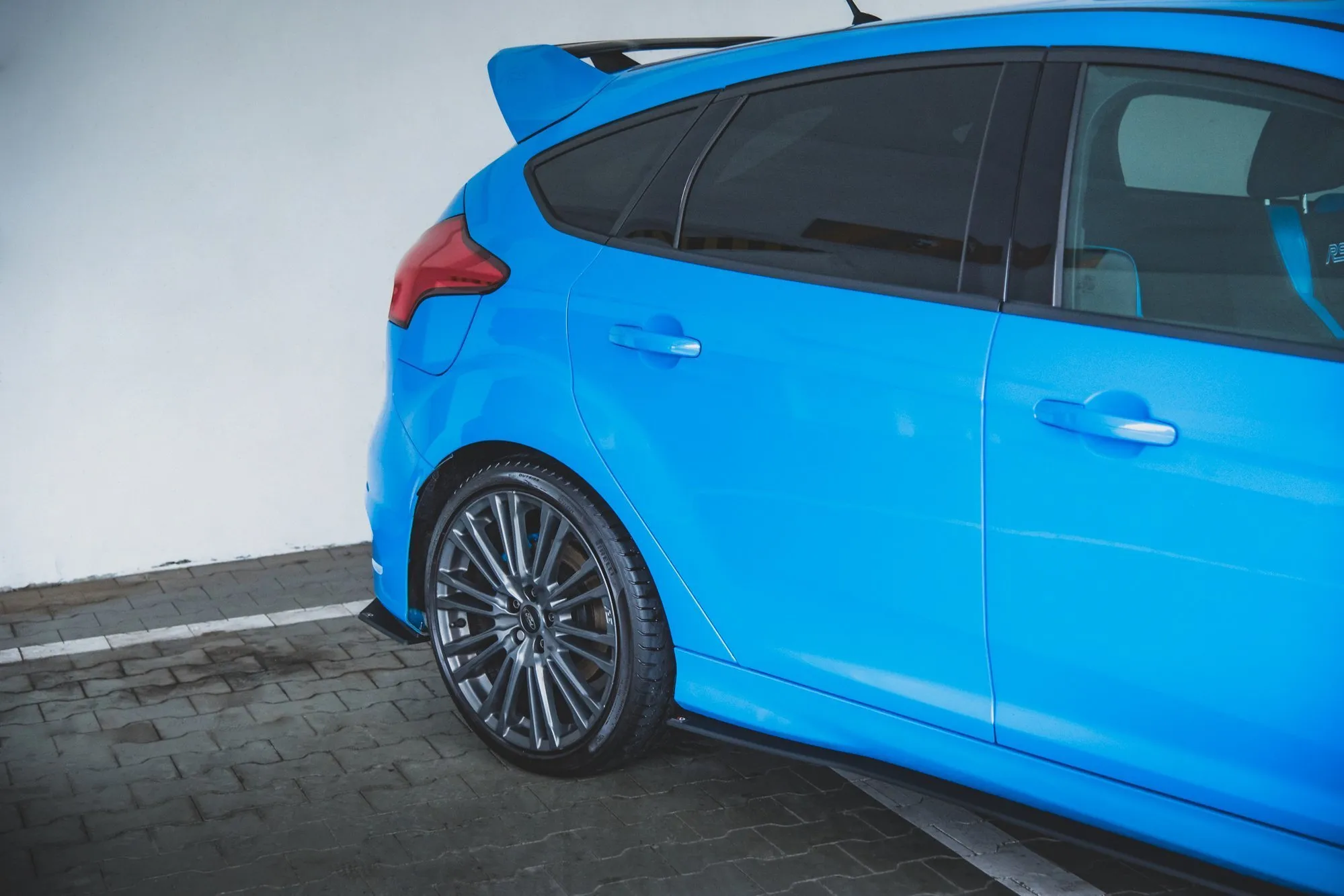 Sideskjørt Ford Focus III RS 2015-2018 | Street Pro Black Edition – bilde 6