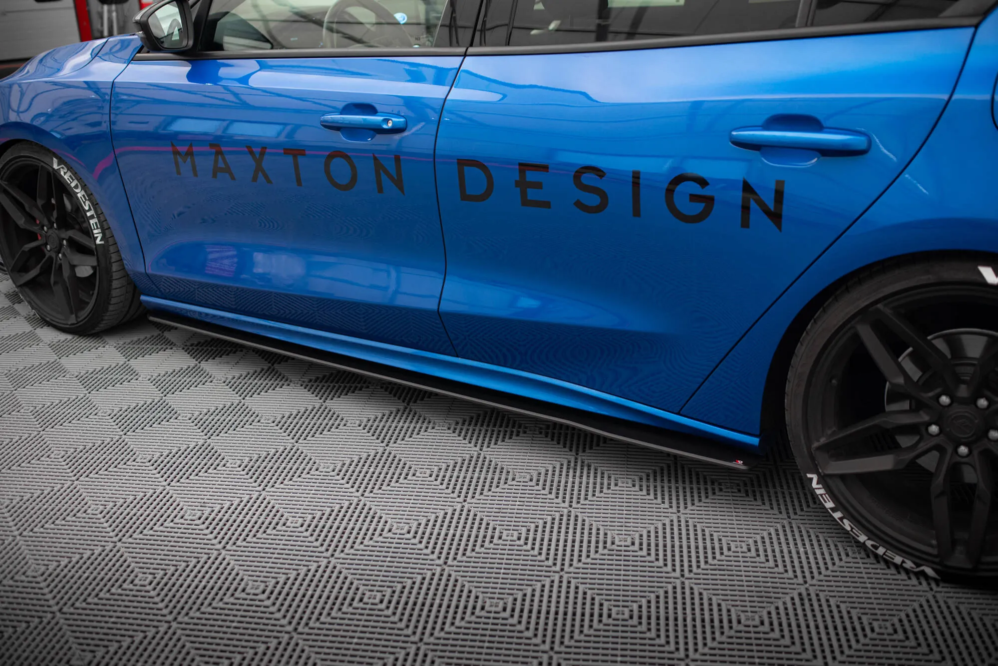 Sideskjørt Ford Focus IV ST / ST-Line 2018 -> | Street Pro Black Edition – bilde 6