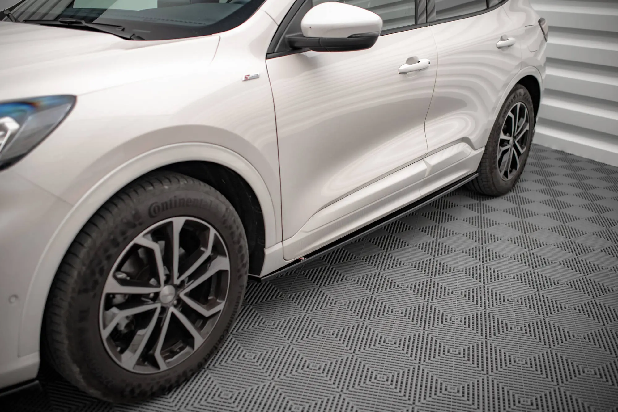 SIDESKJØRT Ford Kuga III 2019 -> – bilde 2
