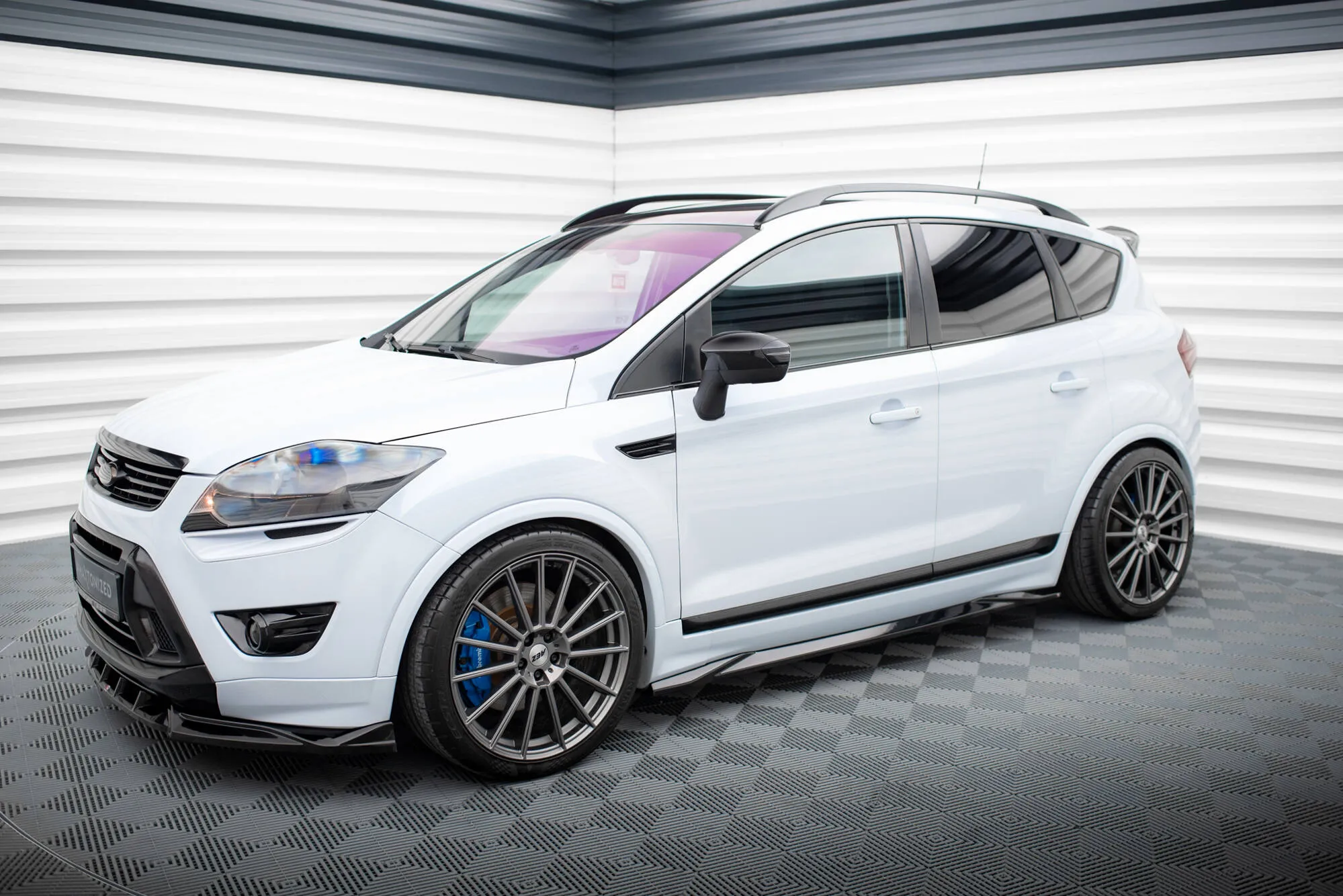 Sideskjørt Ford Kuga ST I 2008 - 2013 | Glossy Black Edition – bilde 2