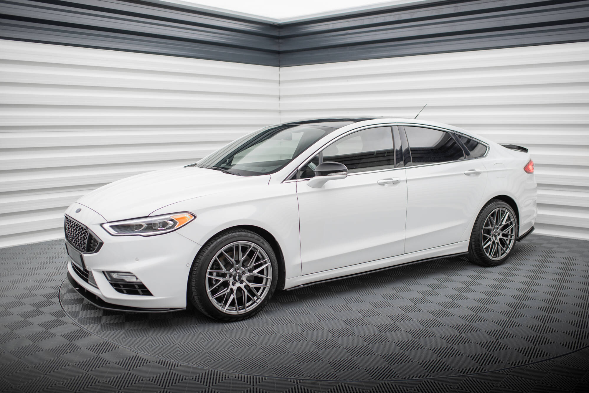 Sideskjørt Ford Mondeo Sport  mk5 facelift 2019 - 2022 / Ford Fusion Sport (USA) mk2 facelift 2019 - 2020 | Street Pro Black Edition – bilde 4