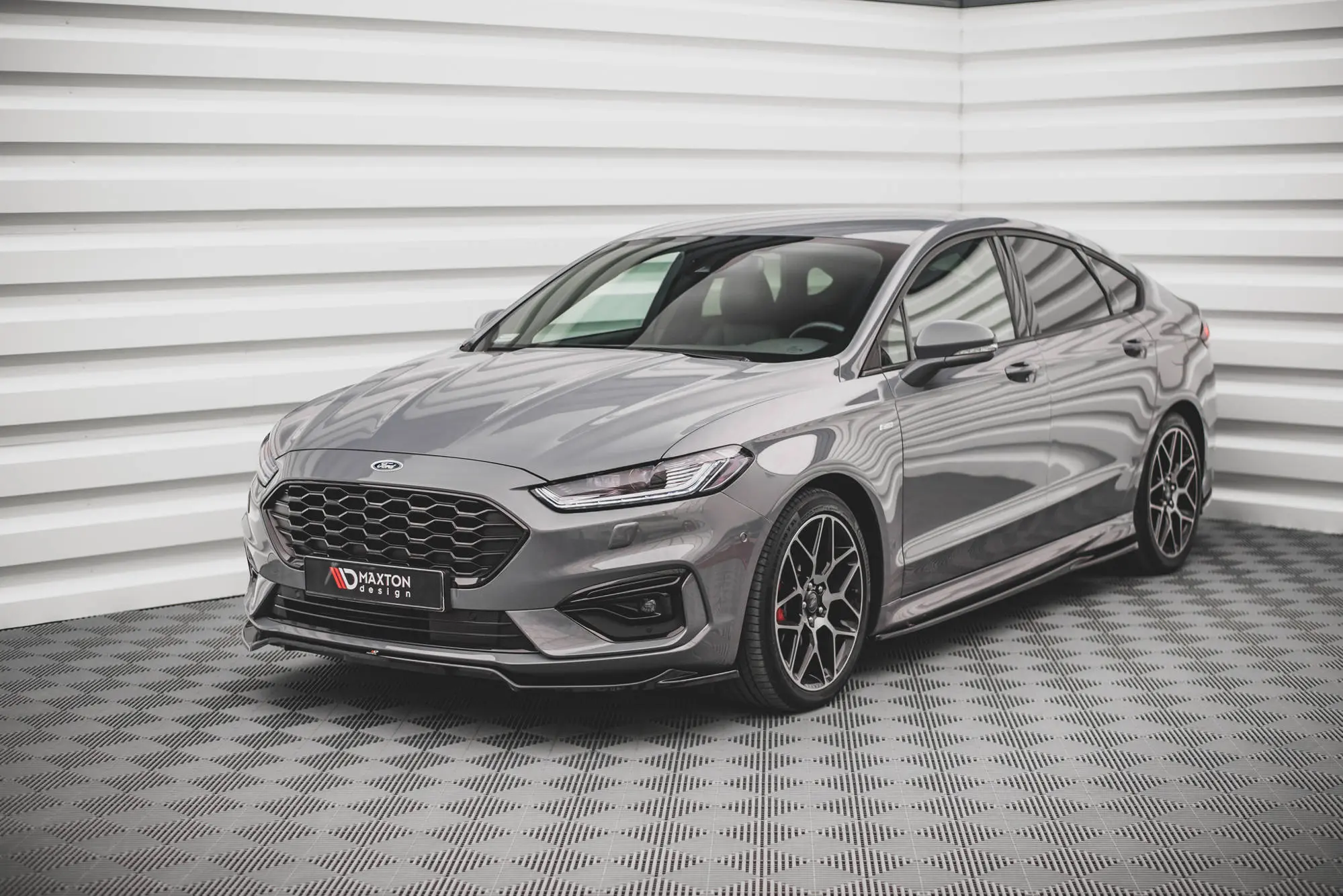 SIDESKJØRT Ford Mondeo V ST-Line 2019 - 2022 – bilde 3