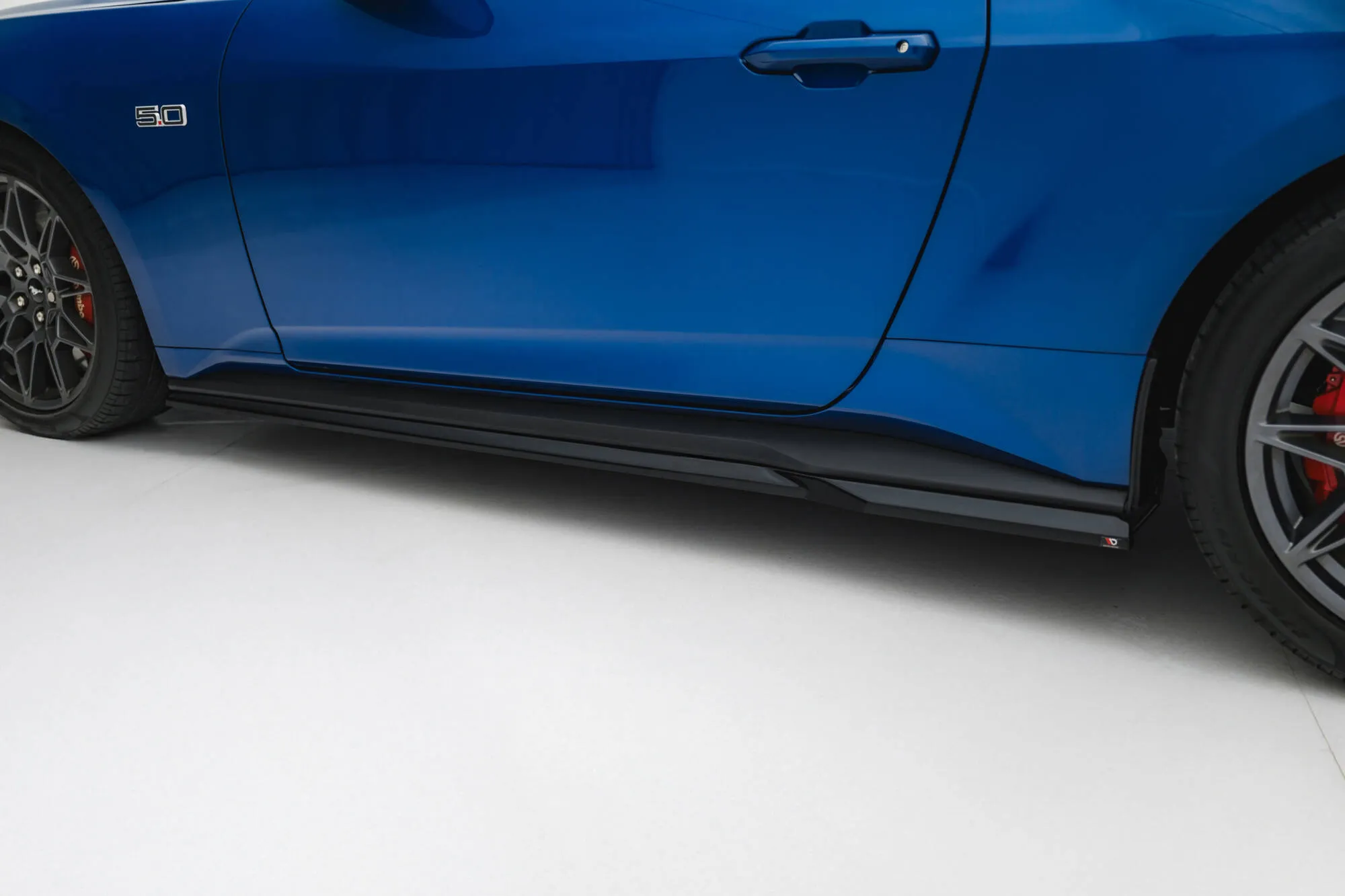 Sideskjørt Ford Mustang GT Mk7 2023 -> | Glossy Black Edition – bilde 3