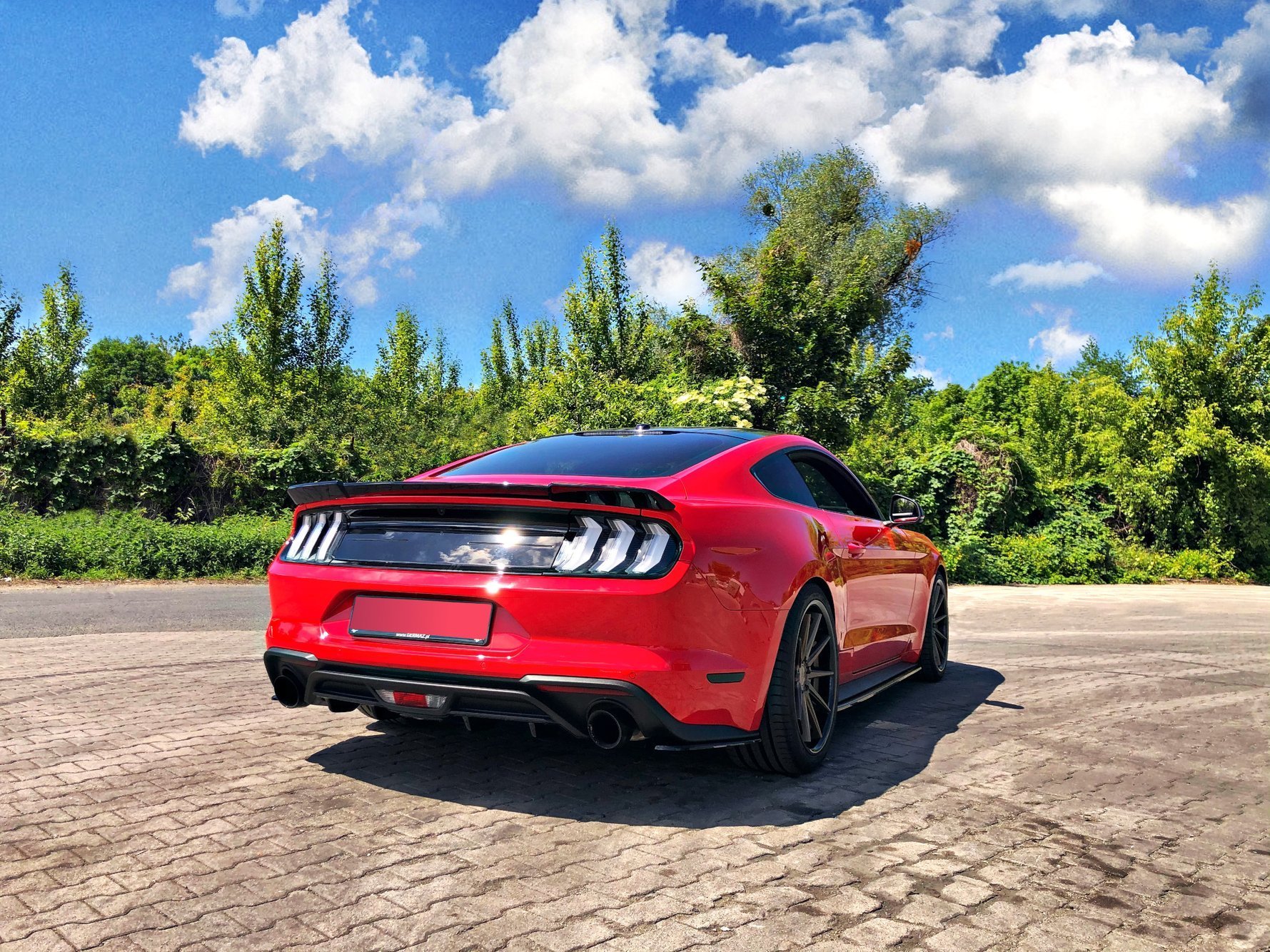 Sideskjørt Ford Mustang VI Facelift 2017 - 2023 – bilde 3