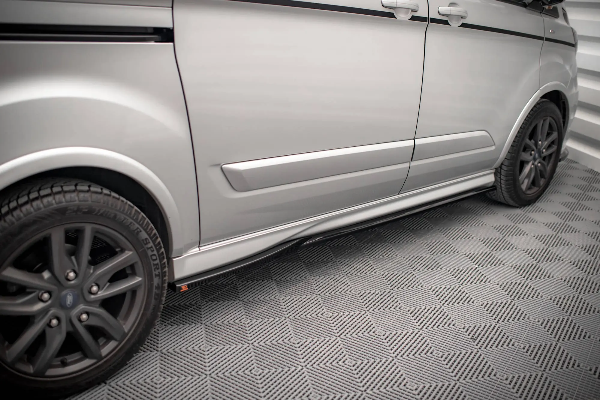 SIDESKJØRT Ford Transit Custom I ST-Line 2017 - 2023