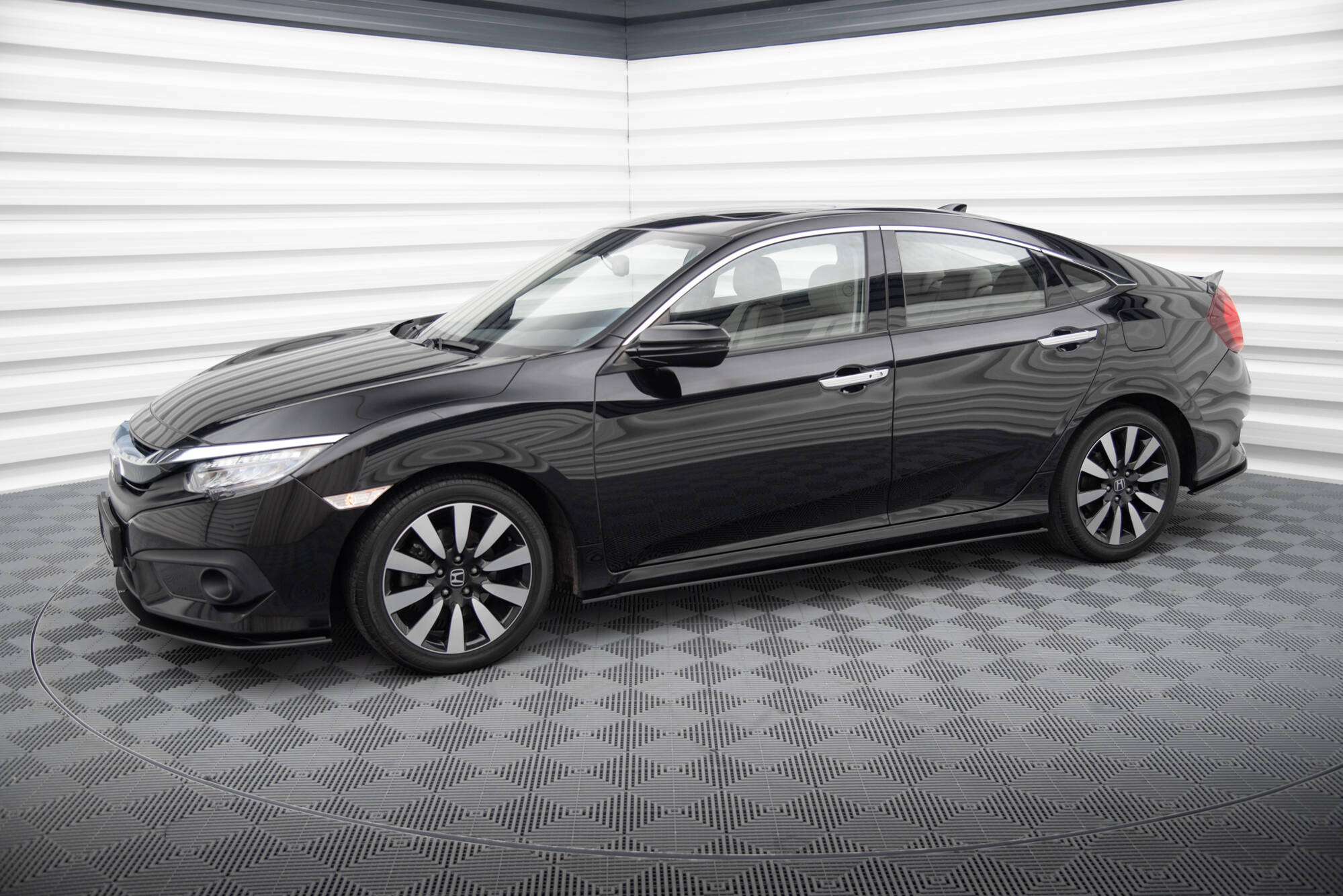 Sideskjørt Honda Civic mk10 2017 - 2022 | Street Pro Black Edition – bilde 3