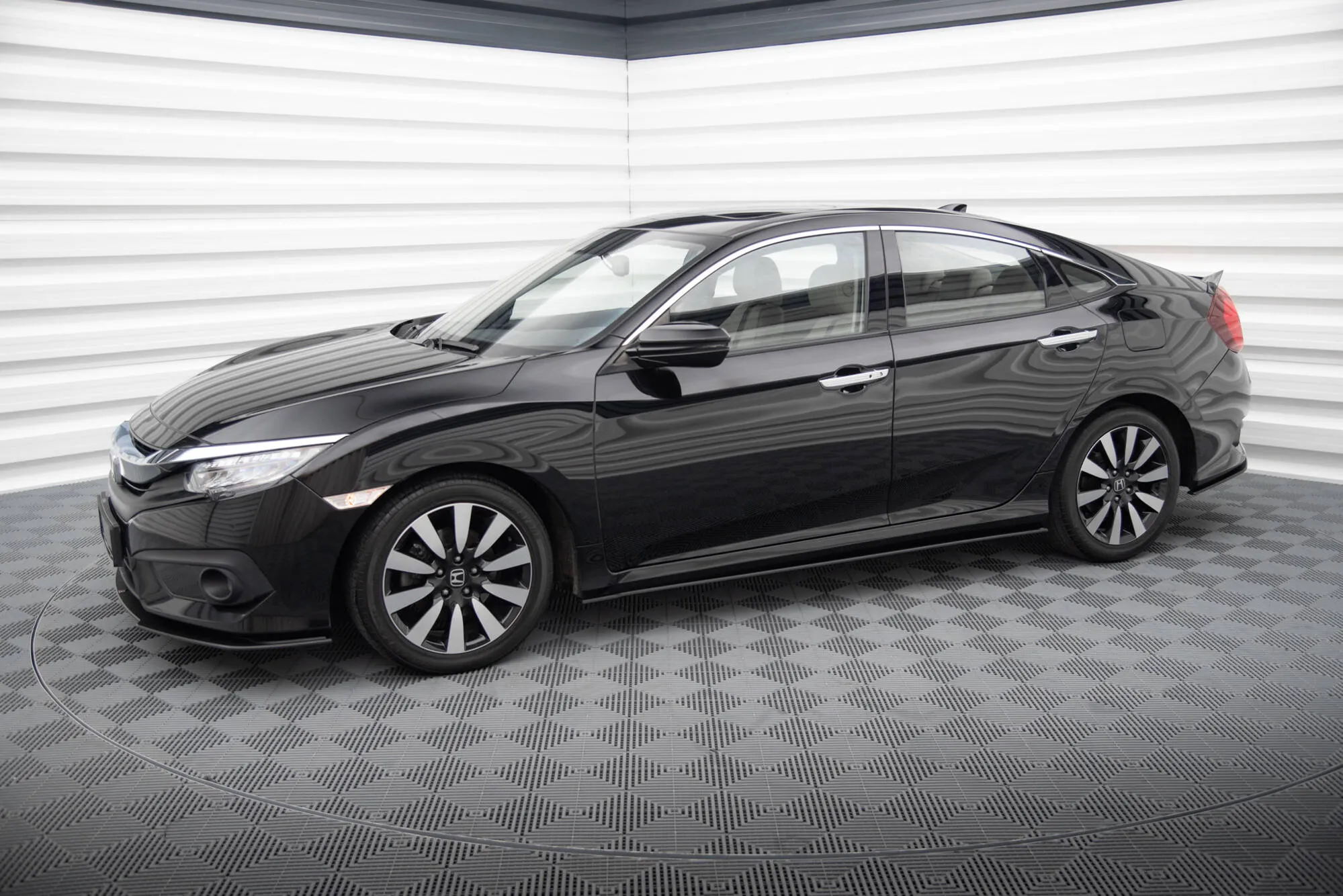 Sideskjørt Honda Civic mk10 2017 - 2022 | Street Pro Black Edition – bilde 2