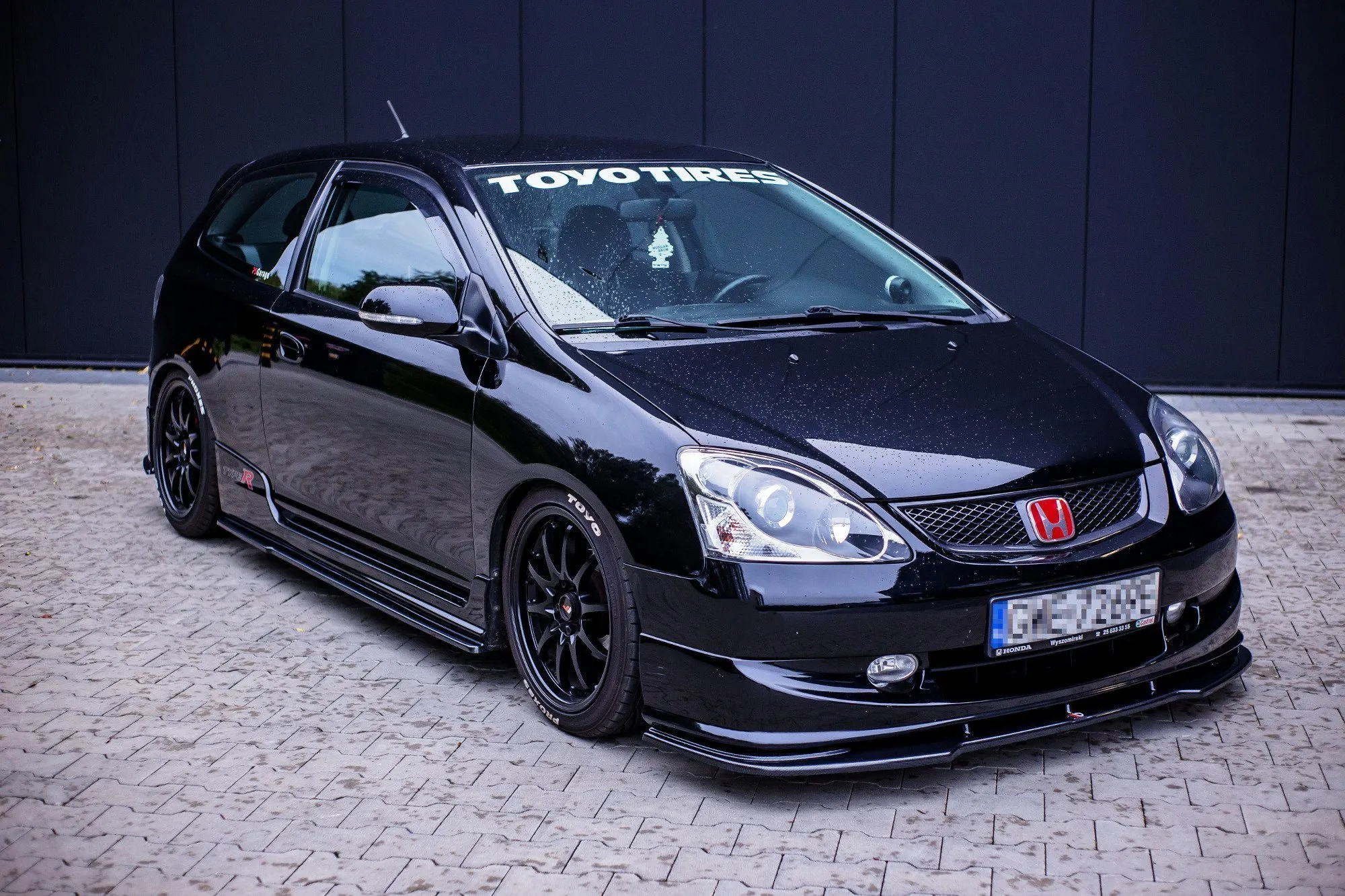 Sideskjørt Honda Civic (Mk7) | Glossy Black Edition – bilde 3