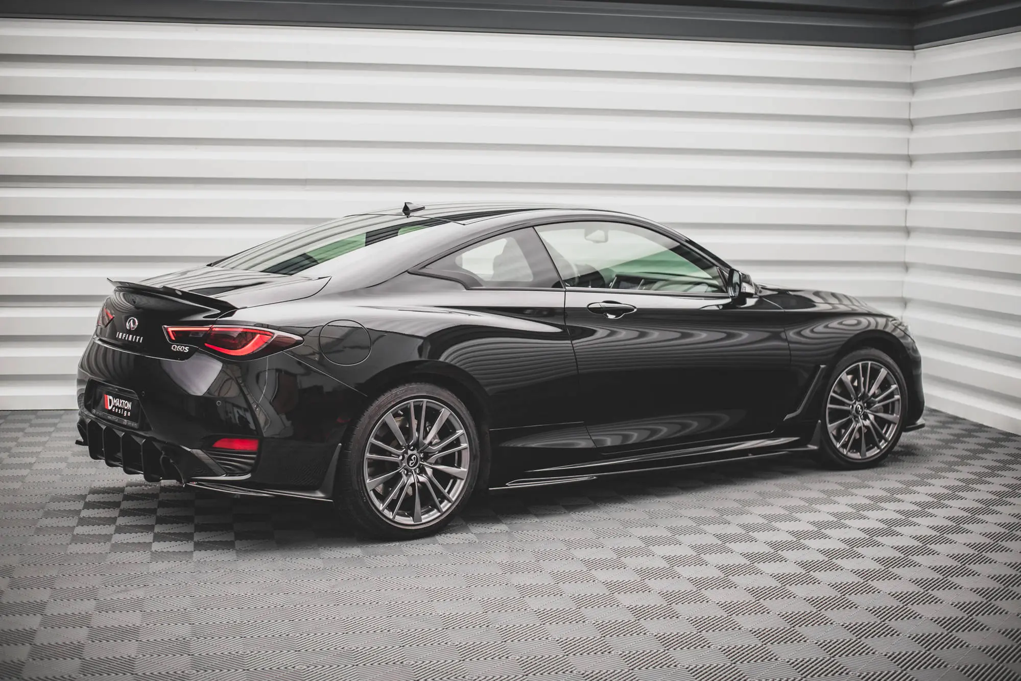 SIDESKJØRT INFINITI Q60 S Mk2 2017-> – bilde 4