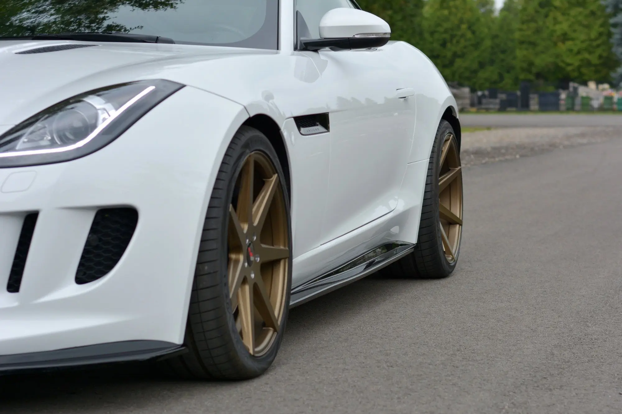SIDESKJØRT JAGUAR F-Type 2013-2016 – bilde 2