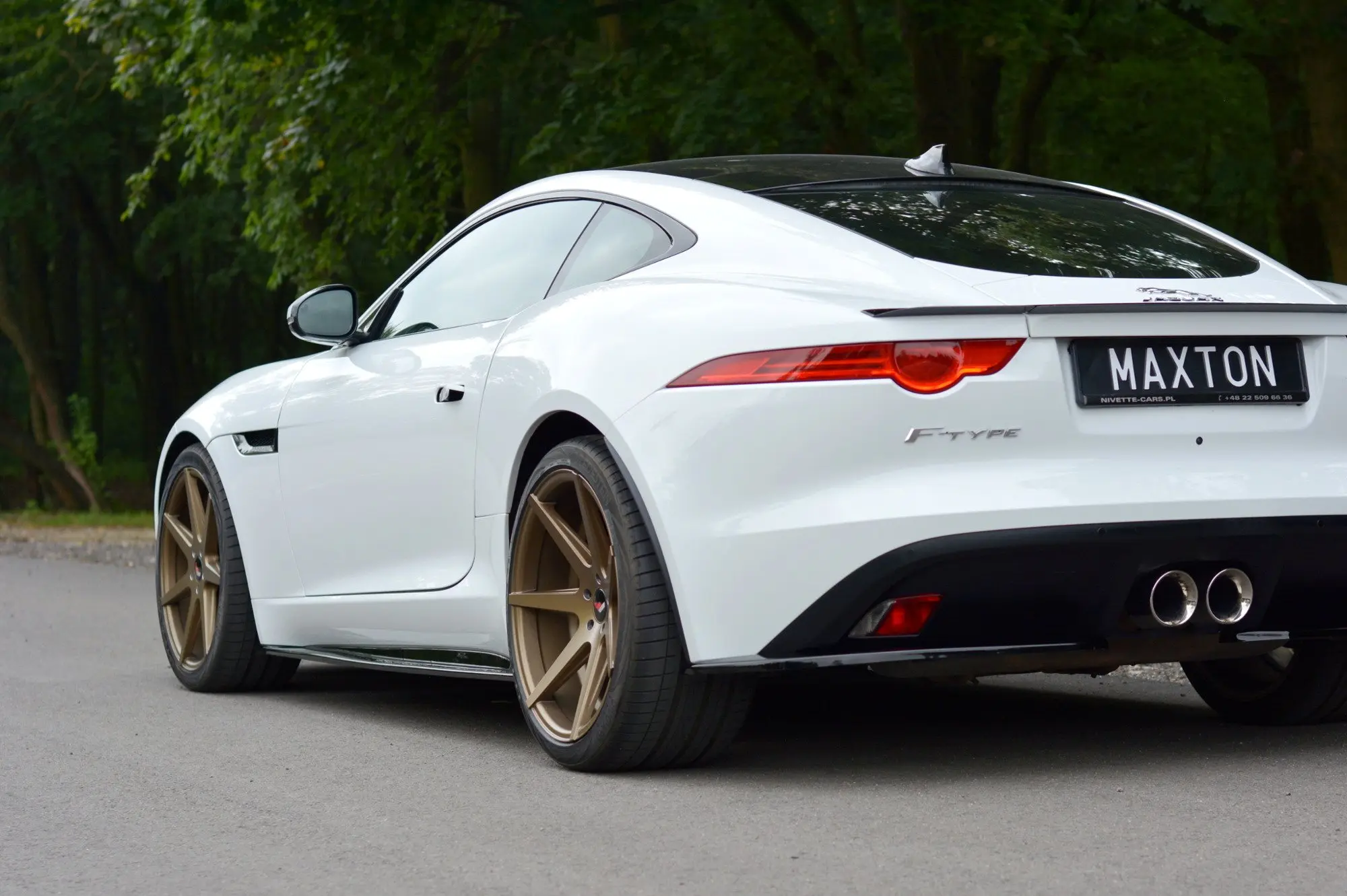 SIDESKJØRT JAGUAR F-Type 2013-2016 – bilde 4